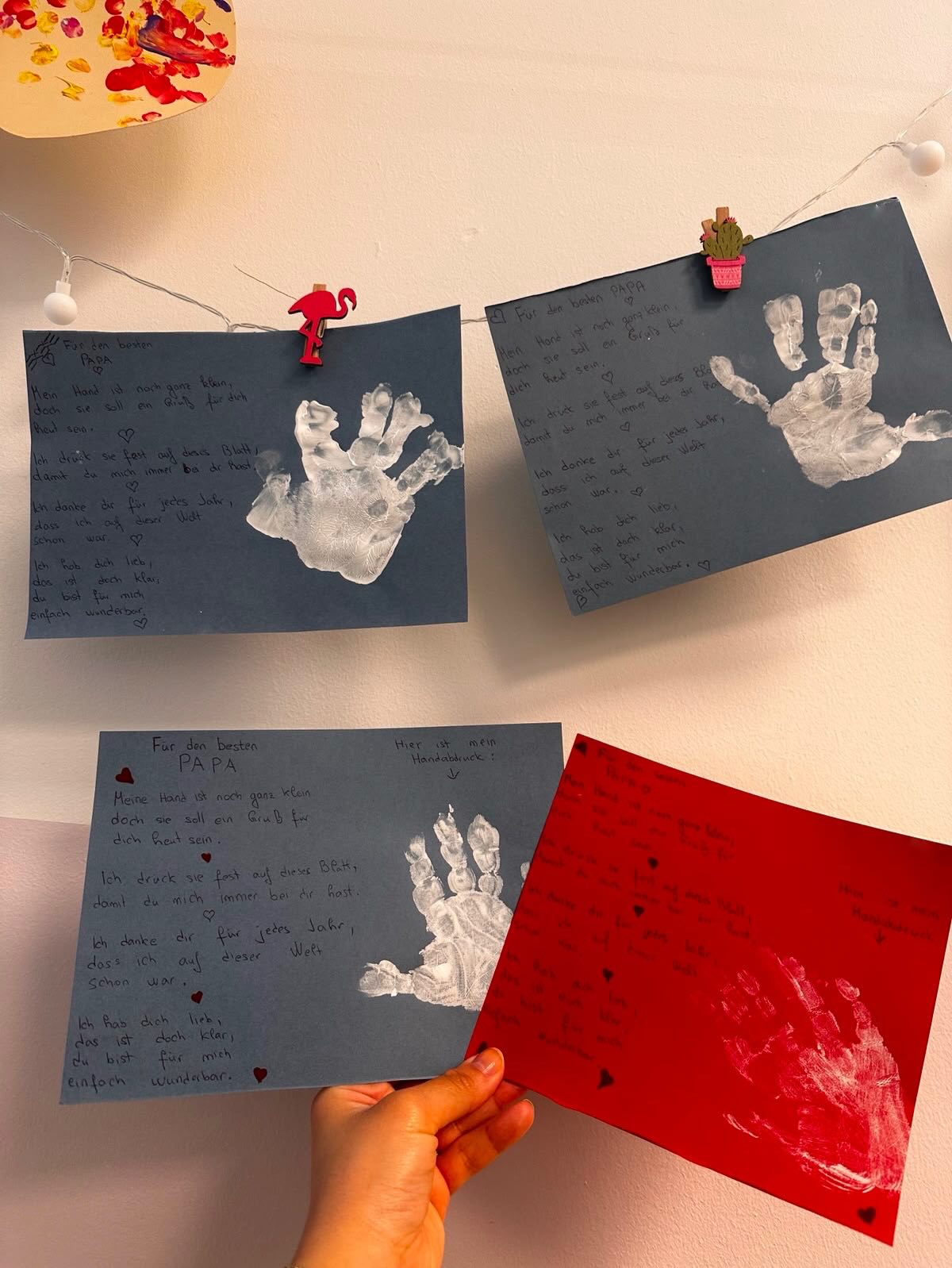 Zum Vatertag haben die Kinder mit viel Liebe kleine Überraschungen für ihre Papas gebastelt. Von Herzen für die besten Väter der Welt. ✨🍀 #vatertag #kita #kinder #basteln
