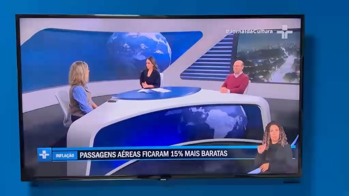 @jornalismotvcultura com a querida @ritalisauskas 🤗 e Sérgio Fausto.