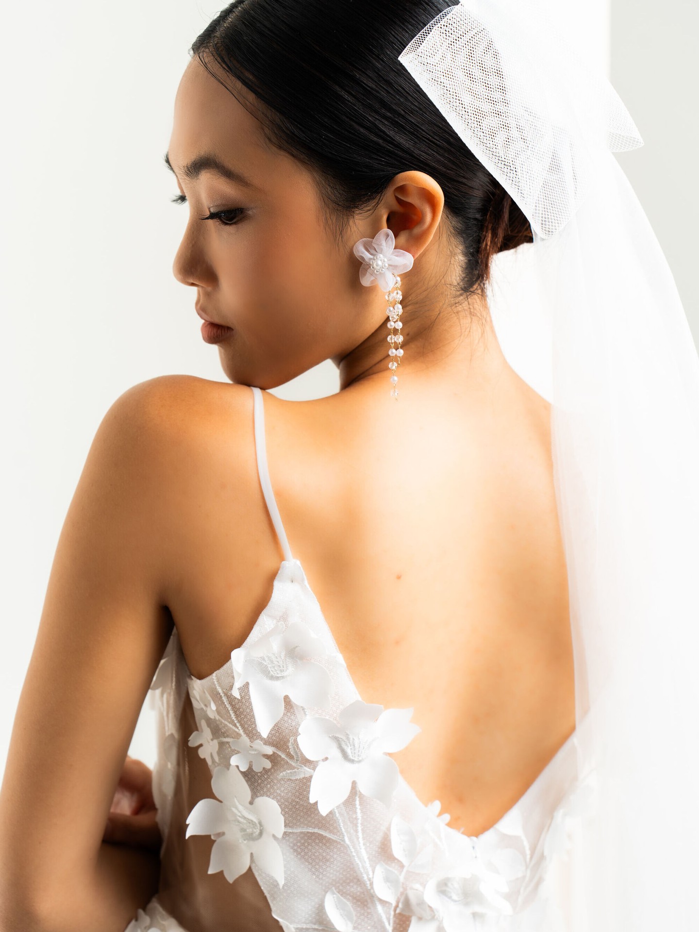 For the brides who believe in timeless beauty
Classic white mini gown with chic cat-eye neckline, spaghetti straps, and see-through side seams. Paired with a flowy flared silhouette and intricate 3D floral detailing.
Bridal mini - Shelby
Exclusively available to try at @afterpartybride
Venue - @aplusproj
Photography - @themoodchasers.parties
Bridal gown - @afterpartybride
Makeup and hair - @enchantemakeupsg
#afterpartybride #bridalmini #afterweddingparty #afterpartygown #sgbridal