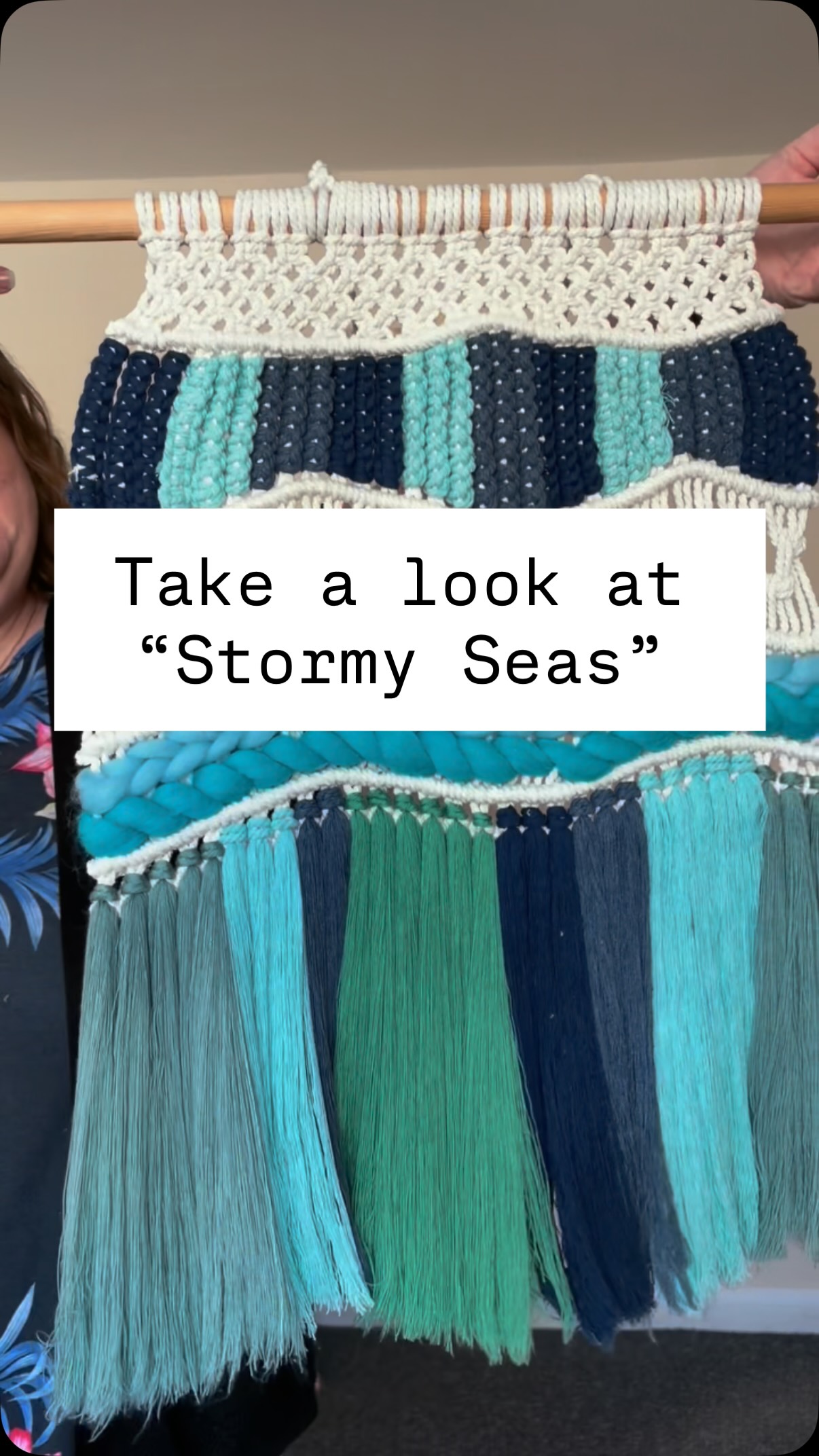 This is “Stormy Seas” a macraweave wall hanging.
Macraweave is a mix of macrame and weaving to create beautifully textured pieces.
I made this wall hanging back in 2021 so it is now one of my older pieces. It hangs proudly in my studio waiting to find its forever home!
I have used blue tones inspired by the sea, and I love it!
I have recently started working on a new macraweave, which is still in its early stages but I’m excited to see how it turns out.
💛
#gemmacrame #suffolkmacrameartist #suffolkmacrame #macrameartist #macramewallhanging