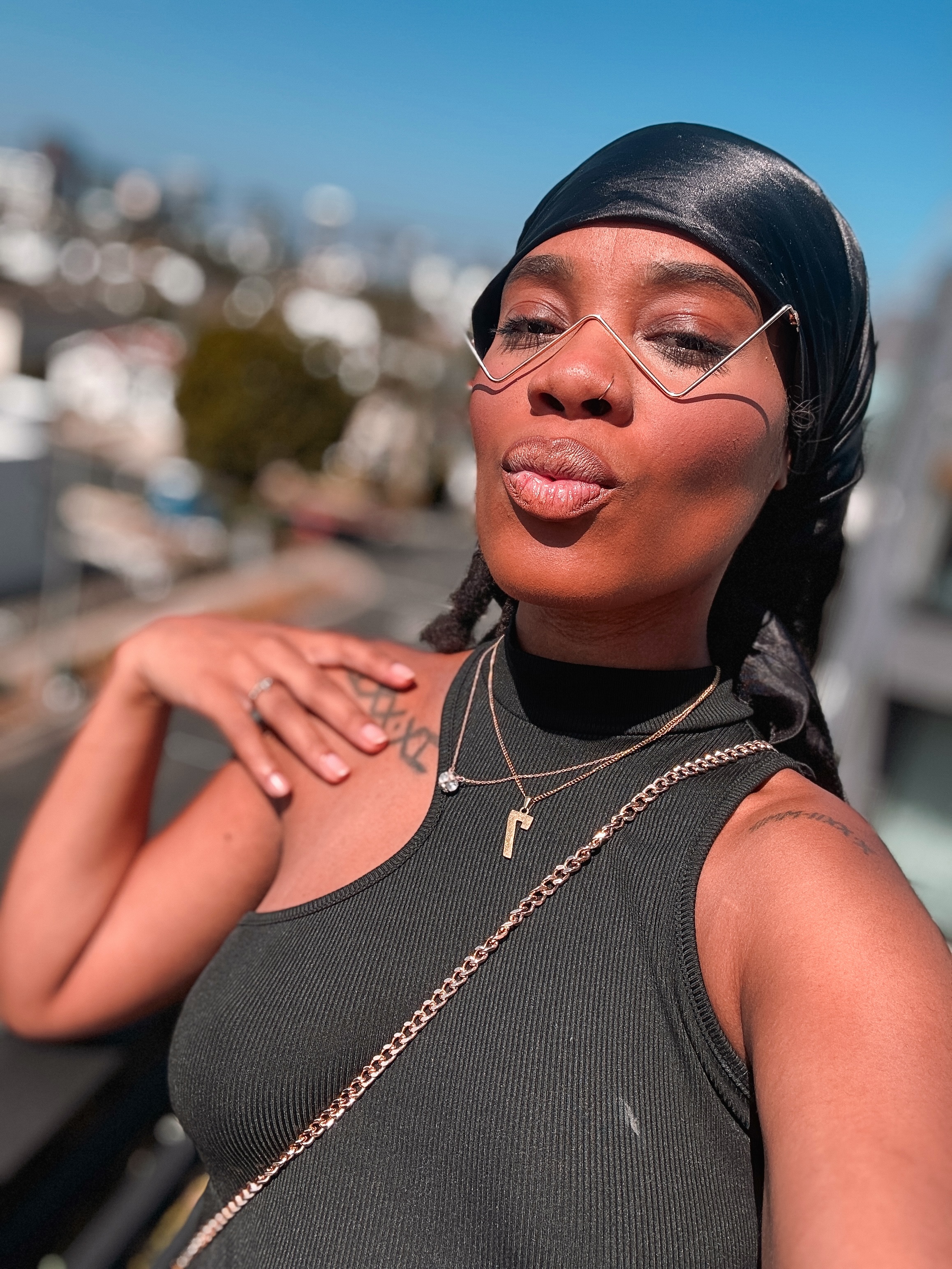 God is the visionary. Amen. 💕 #BH
Boostin’ b’s where yall at? Stuff some homegoods in your bag.