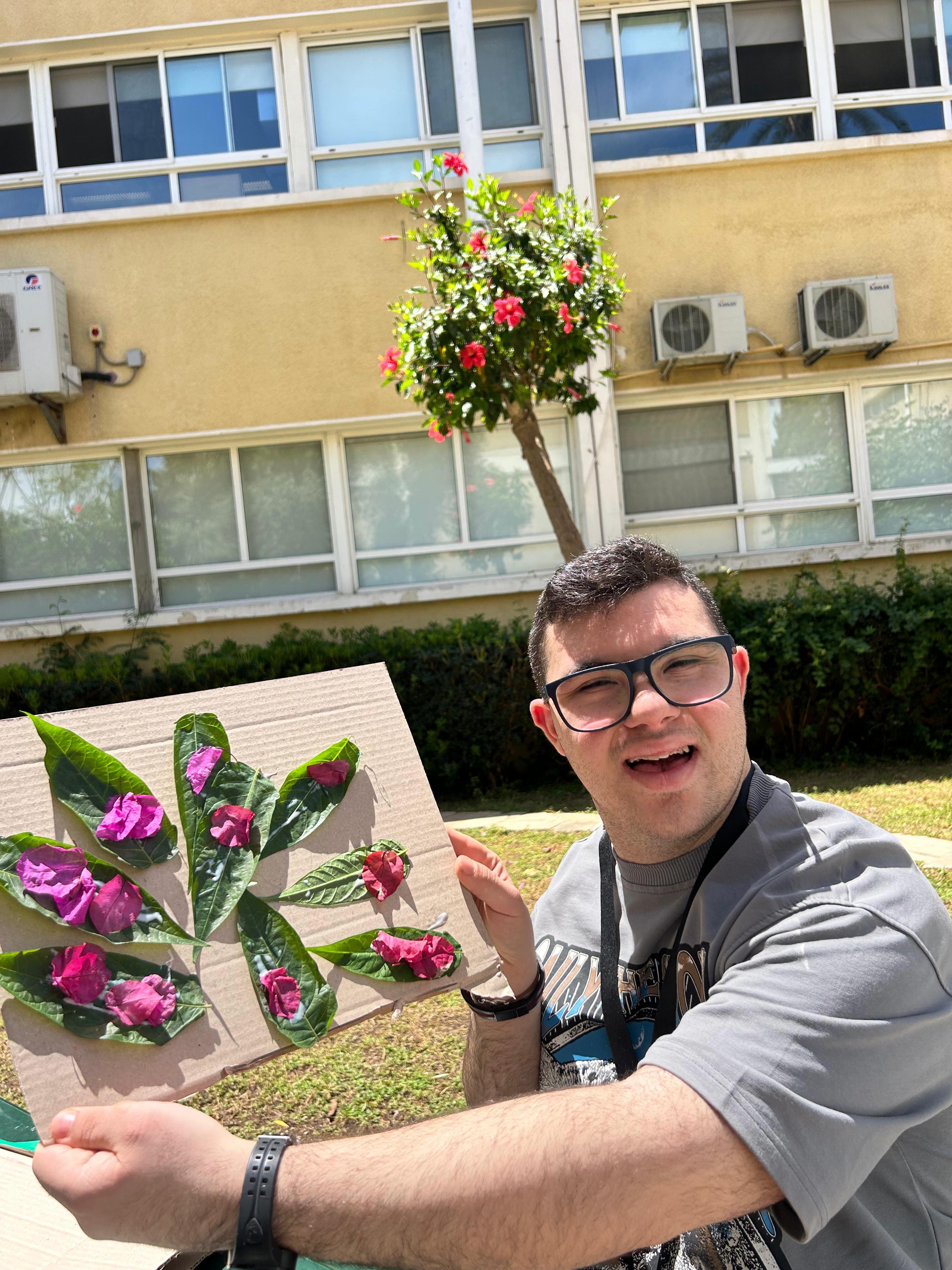In the calming outdoor spaces of the American University of Beirut, our talented Next Step students explored creativity through touch, texture, and nature 🍃✨
By arranging, pressing, combining, and creating with natural materials, they engaged their senses and imagination in a beautiful sensory art experience guided by their art therapist Ms. Caroline Dagher. 🎨🌿