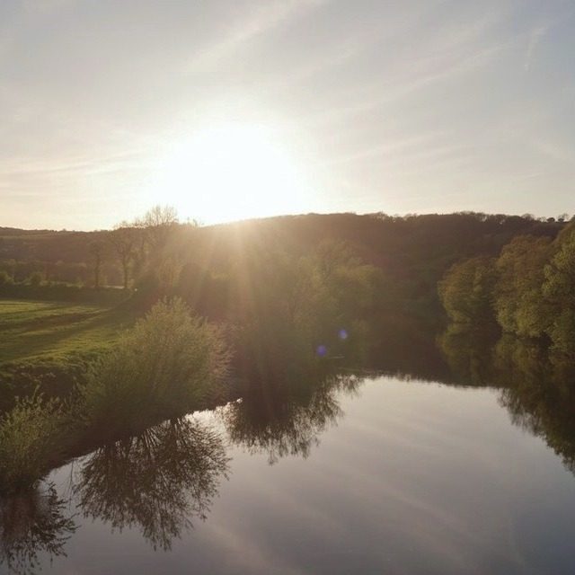 On the way home from the Black Mountains, I capture this epic sunset over the Wye from off the historic Whitney-on-Wye Toll Bridge. Some things are just magnetic and compel you to capture them. #wye #wyevalley #whitney-on-Wye #tollbridge #river #sunset