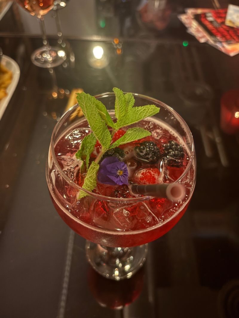 An amazing evening at Malmaison Reading for the summer networking event hosted by Agnieszka Webber.
It was an excellent opportunity to network, tour the venue and try the new summer menu!!! 🍸🍴🌟
#limebluesolutions #networking #malmaison #summer #berkshire