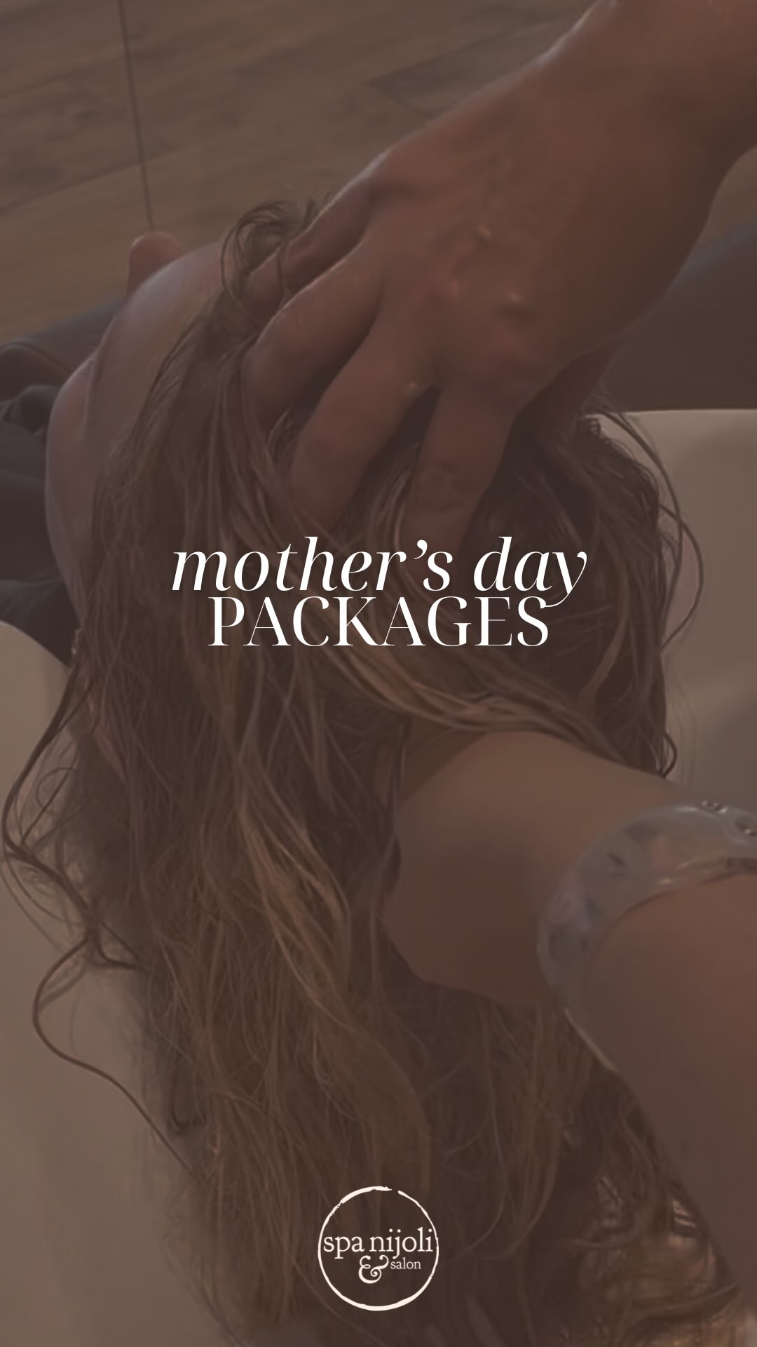 It’s as easy at going to nijoli.com 💐
Gift cards available for all services and spa packages, get her the spa day she deserves!💗