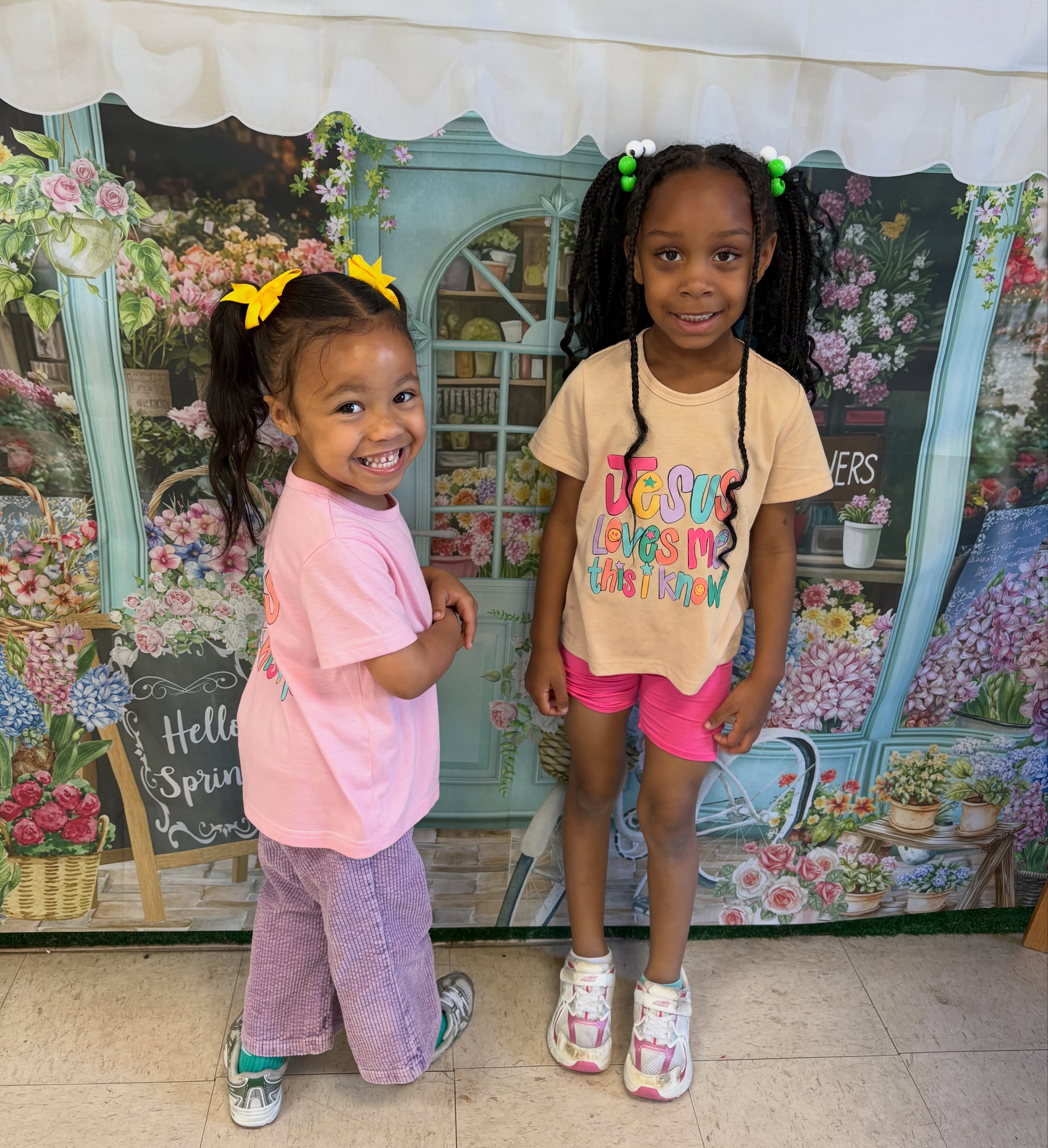“Jesus Loves Me, This I Know!” 🙏🏽✨🌷
Growing in faith with our students is a part of our culture. We are helping raise children in a way where God is the foundation & prayer is a part of our daily lives. 🤍
“Train up a child in the way he should go, and when he is old he will not depart from it.”
— The Bible 22:6 ✨