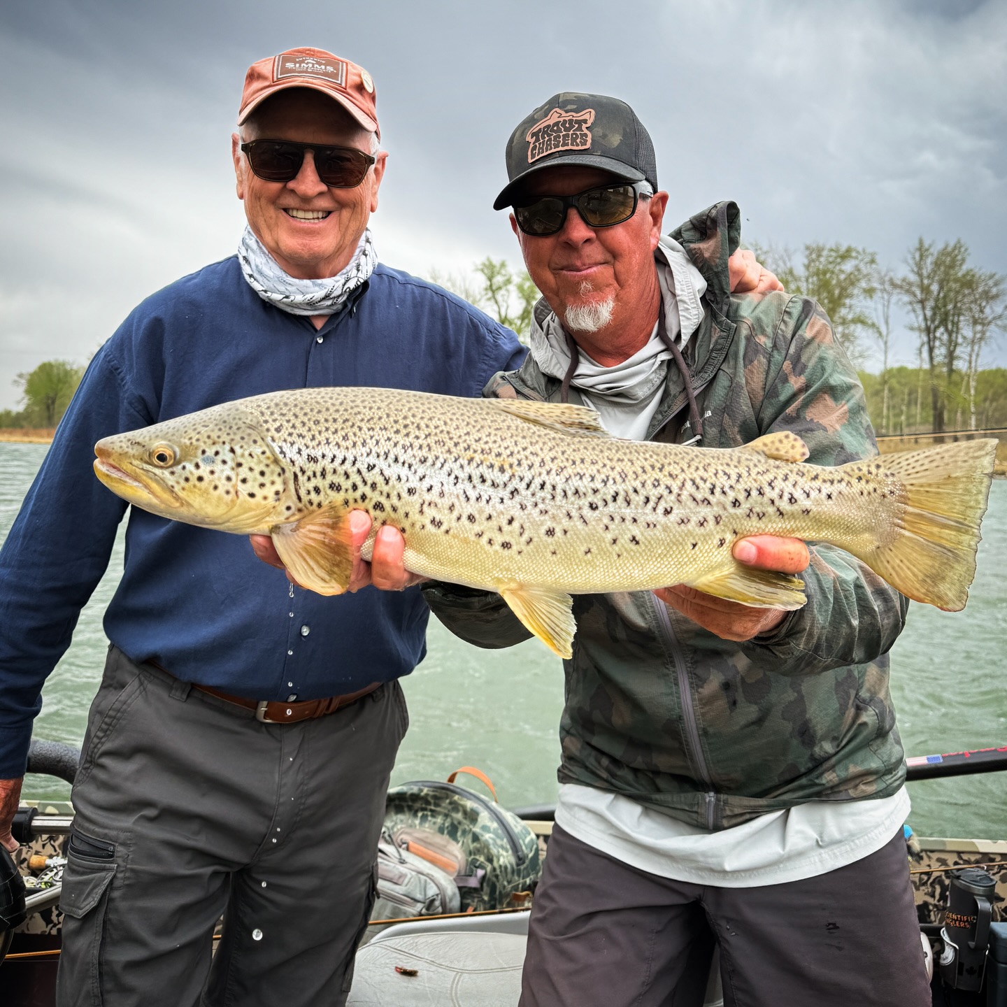 A tough few days on the water with the river doubling in volume, but the boys from Ontario battled the bump and found the yellow fish. #sageflyfish #perfectingperformance #bowriver #scientificanglers