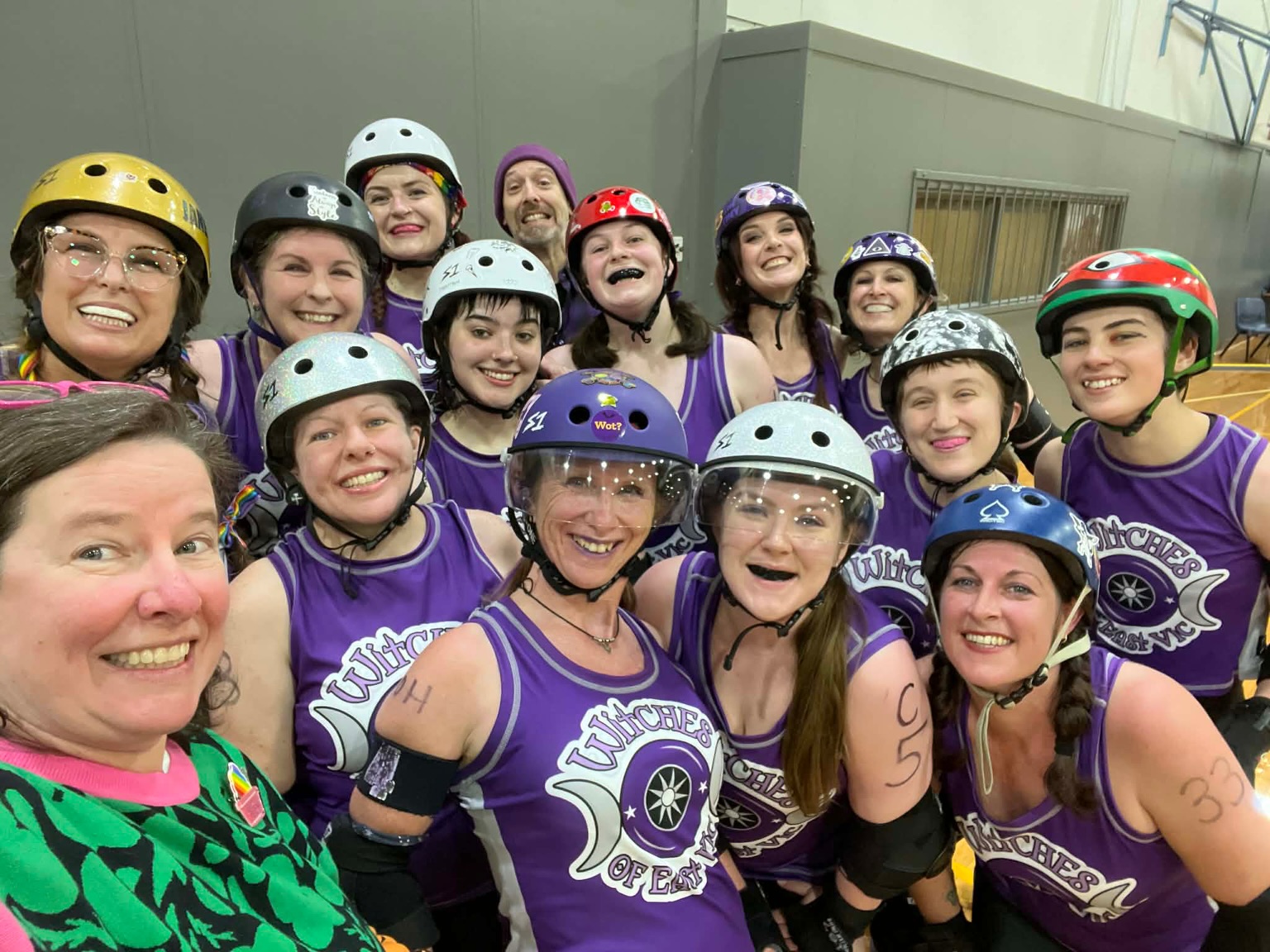 That’s Round 4 of @statewidestampede done and dusted after a great, tough game against @teamregionalvictoria 🛼
So proud of the Witches, and what a fantastic day to have debuted our new uniforms 💜
Thank you to @kingstoncityrollers for hosting, and for everyone who went the extra step to recognise IDAHOBIT Day with some rainbow flair 🏳️🌈
Congratulations to all the skaters who gave their all on track today, and to the MVPs:
💜 The Rumor and April O’Wheel
💛 Miss GK and Cow Crusher
-
3rd slide photo credit to @crossroadmediaaus