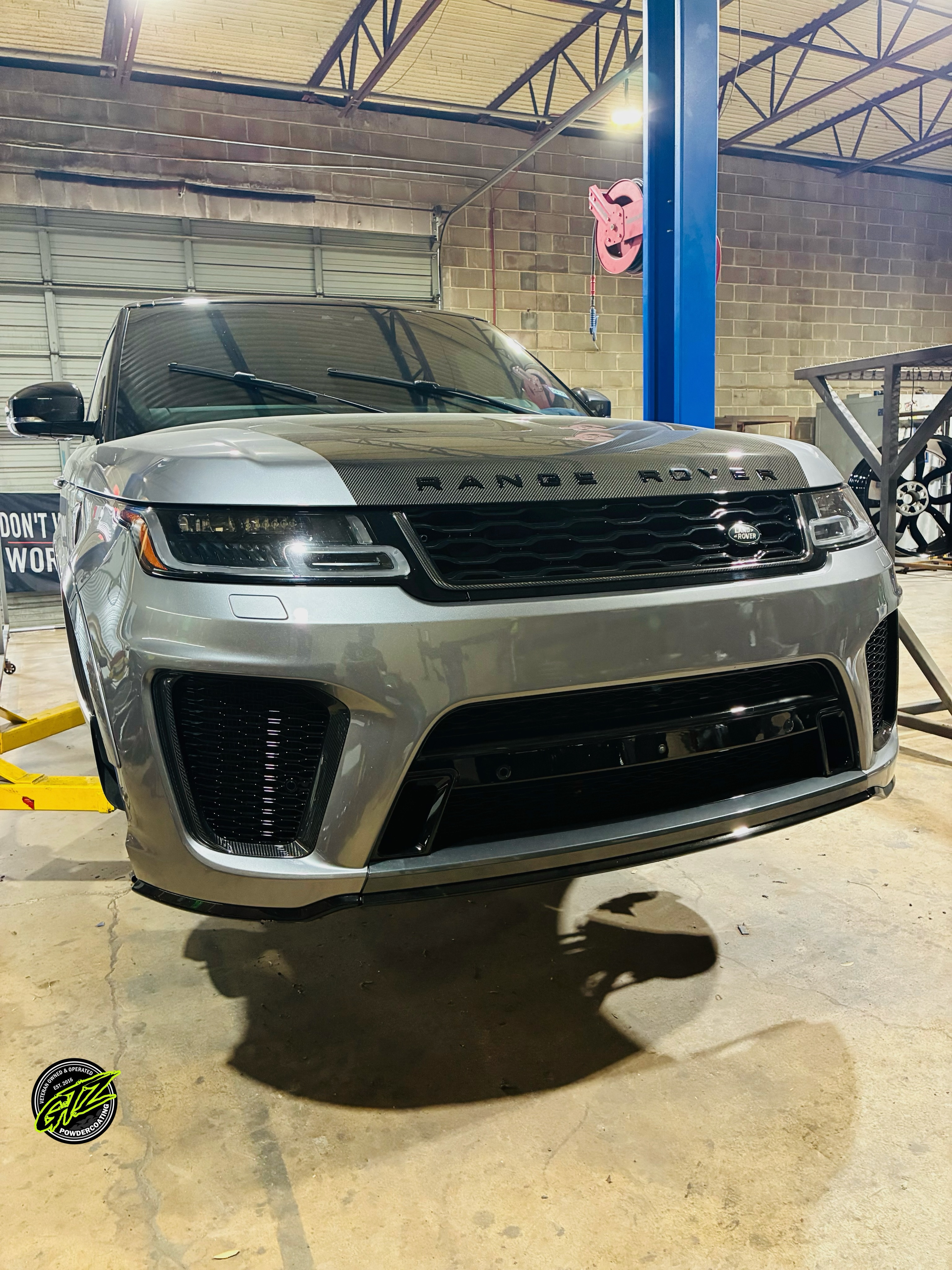 Range Rover SVR on deck for a wheel color change
#gtzfullvehicledropoffservice #gtzpowdercoating #rangerover #powdercoat #sanantonio
GTZ Powder Coating & Auto Styling
7819 Fortune Drive Suite 101
San Antonio, Texas 78250
Call/Text 210-627-5273
🚀 Powder Coating
🚀 Paint Protection Film
🚀 Vehicle Detailing
🚀 Vinyl Wraps
🚀 Window Tint
🚀 Chrome Deletes
🚀 Caliper Painting
🚀 Paint Correction
🚀 Ceramic Coating
🚀 High Temp Ceramic Coating