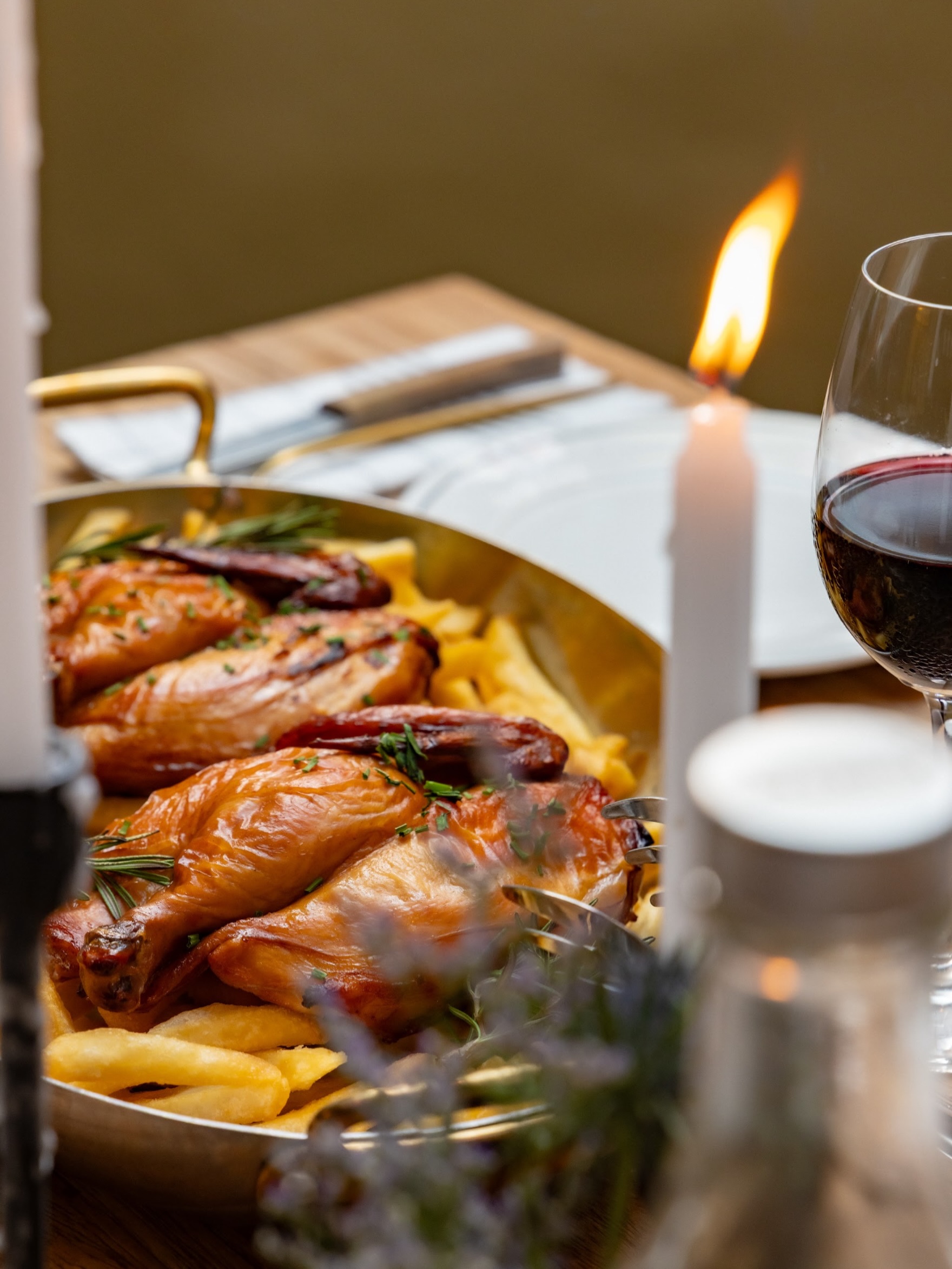 Golden, tender, and made for slow dinners at Chez Suzette. 🍗✨
Our Roast Chicken is comfort served the French way, crisp skin, rich flavor, and best enjoyed with good wine and even better company. 🍷🇫🇷