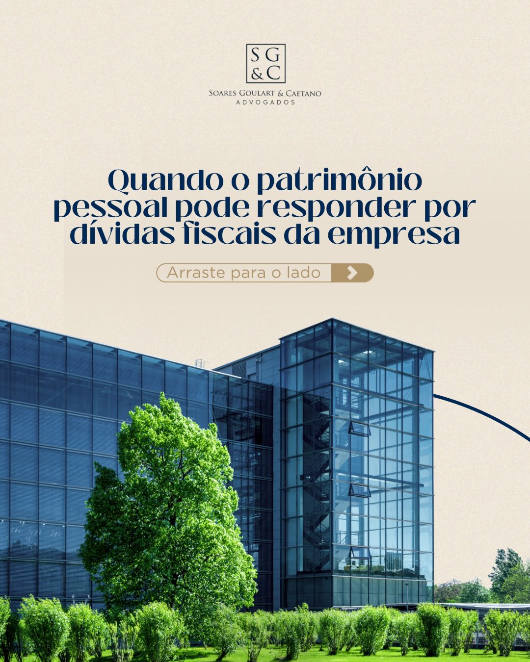 Ter uma empresa não significa que seu patrimônio pessoal está sempre protegido das dívidas fiscais. Em situações específicas, essa barreira pode ser rompida.
No direito empresarial brasileiro, a separação entre o patrimônio da empresa e o dos sócios é um princípio fundamental, mas não absoluto. A responsabilização pessoal depende da comprovação de conduta irregular, como excesso de poderes ou violação direta à lei. O simples inadimplemento tributário, por si só, não gera responsabilidade pessoal. Um dos gatilhos mais comuns é a dissolução irregular da sociedade: encerrar as atividades sem seguir os trâmites legais pode fazer com que sócios-gerentes respondam com os próprios bens pelas dívidas deixadas.
A proteção começa antes do problema, com governança corporativa, compliance tributário e assessoria jurídica preventiva. Arraste o carrossel e leia o artigo completo no link da bio.
#DireitoTributario #PatrimonioEmpresarial #ComplianceTributario #FrancaSP
