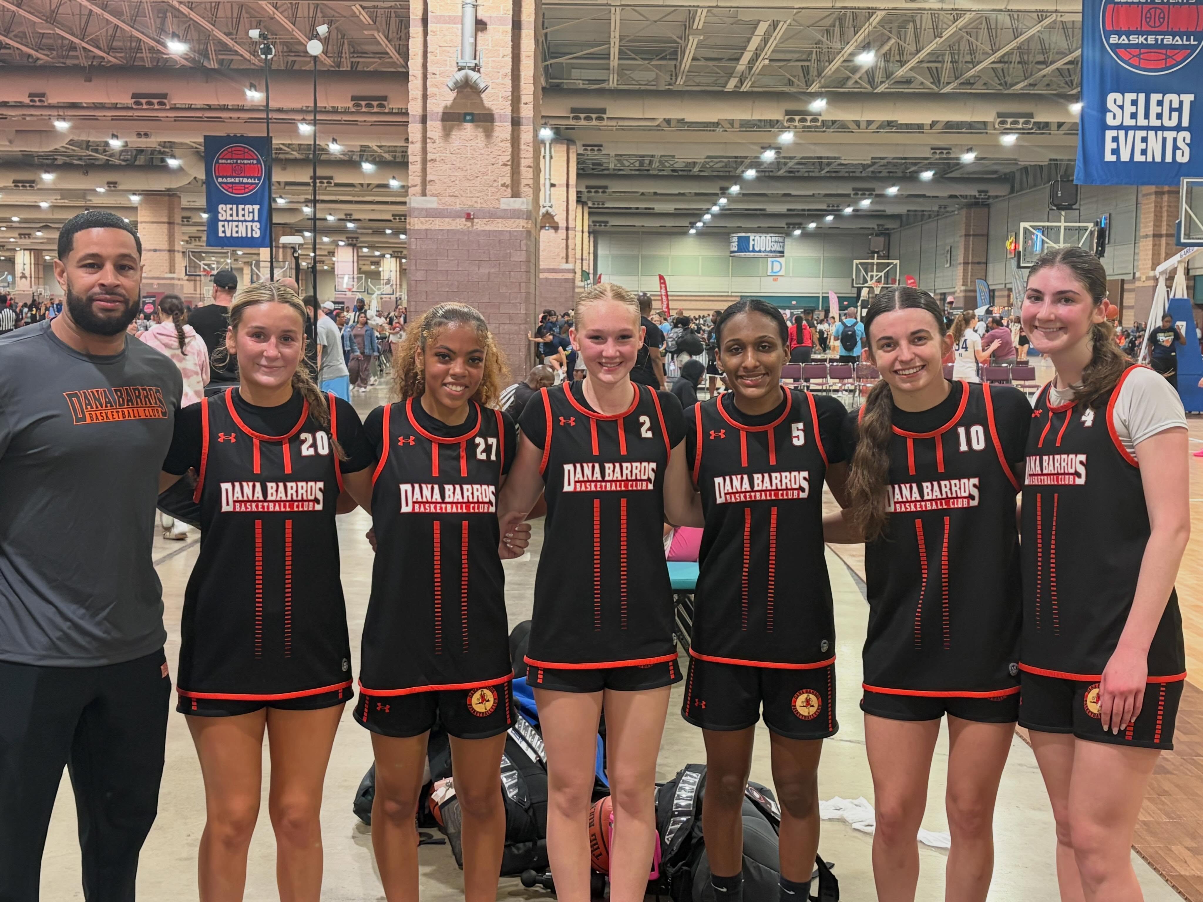 Congrats to our UA Rise Varsity team & coach @gcodedotcom for a great showing @selecteventsbasketball Atlantic City Showcase! Even missing some players these girls put on a show! Way to go team, we are proud of you! #danabarrosbasketballclub #dbyl #proudcoach #atlanticcityshowcase