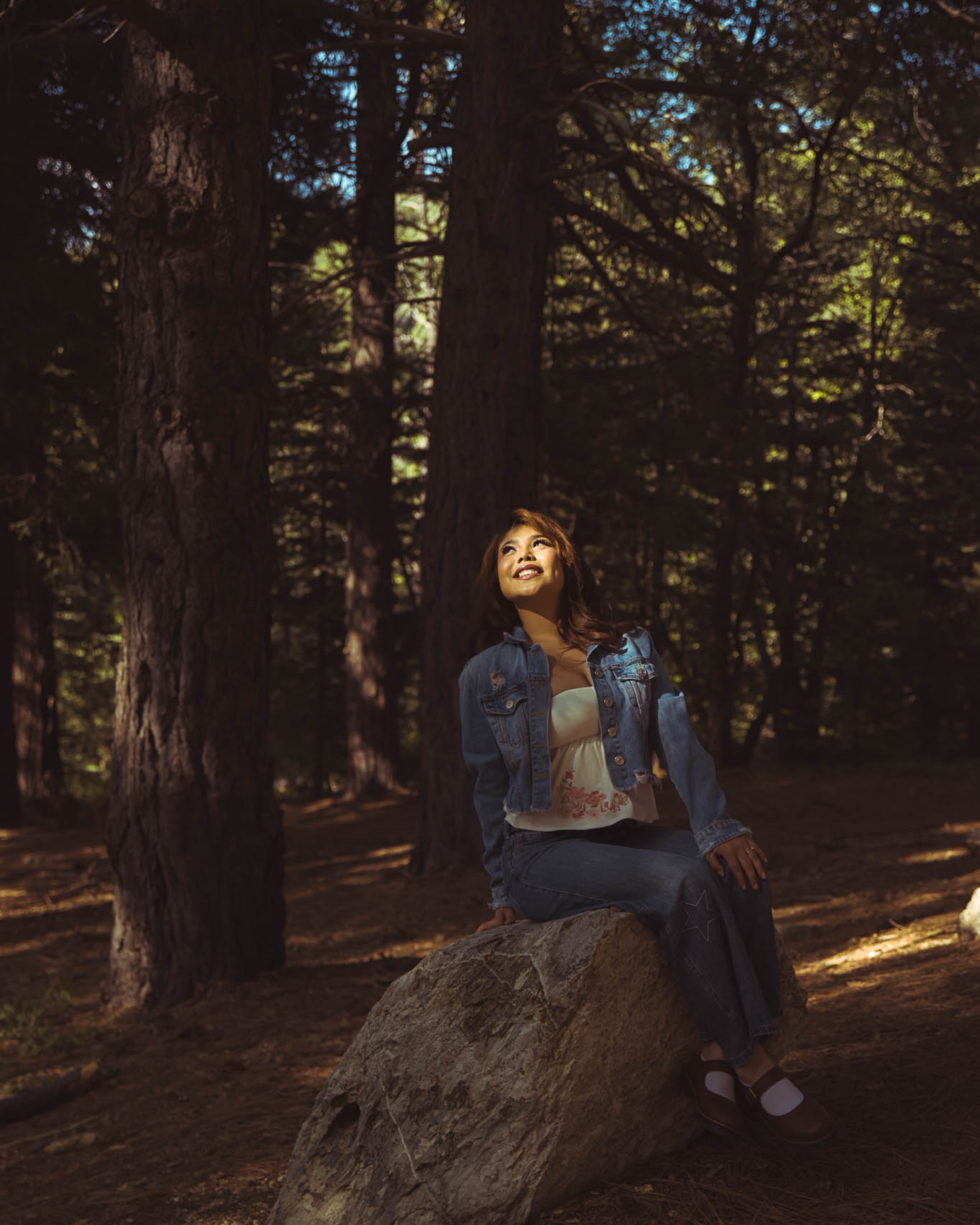 🌙This mountain session unlocked a whole new vibe for me!
The mood, the pine trees, the vintage feel, the lace details… It all came together so beautifully and felt so true to Caylee! 🌲
That’s what I love most about senior sessions - they should never feel cookie cutter.
Some girls want bright and playful.
Some want editorial and bold.
And some want something deep, cinematic, and a little nostalgic, like this.
Your session should reflect you. Your style. Your energy. Your story.📖
Because a senior session is about more than just taking photos. ⬇️
It’s about creating an experience that feels unforgettable from beginning to end. ✨
Senior: @https.caylee
Hair and makeup: @summer81_beauty
Salon: @rooted.salon.redlands
(high school, senior photographer, senior portrait photographer, Redlands photographer, SoCal photographer, explore page)