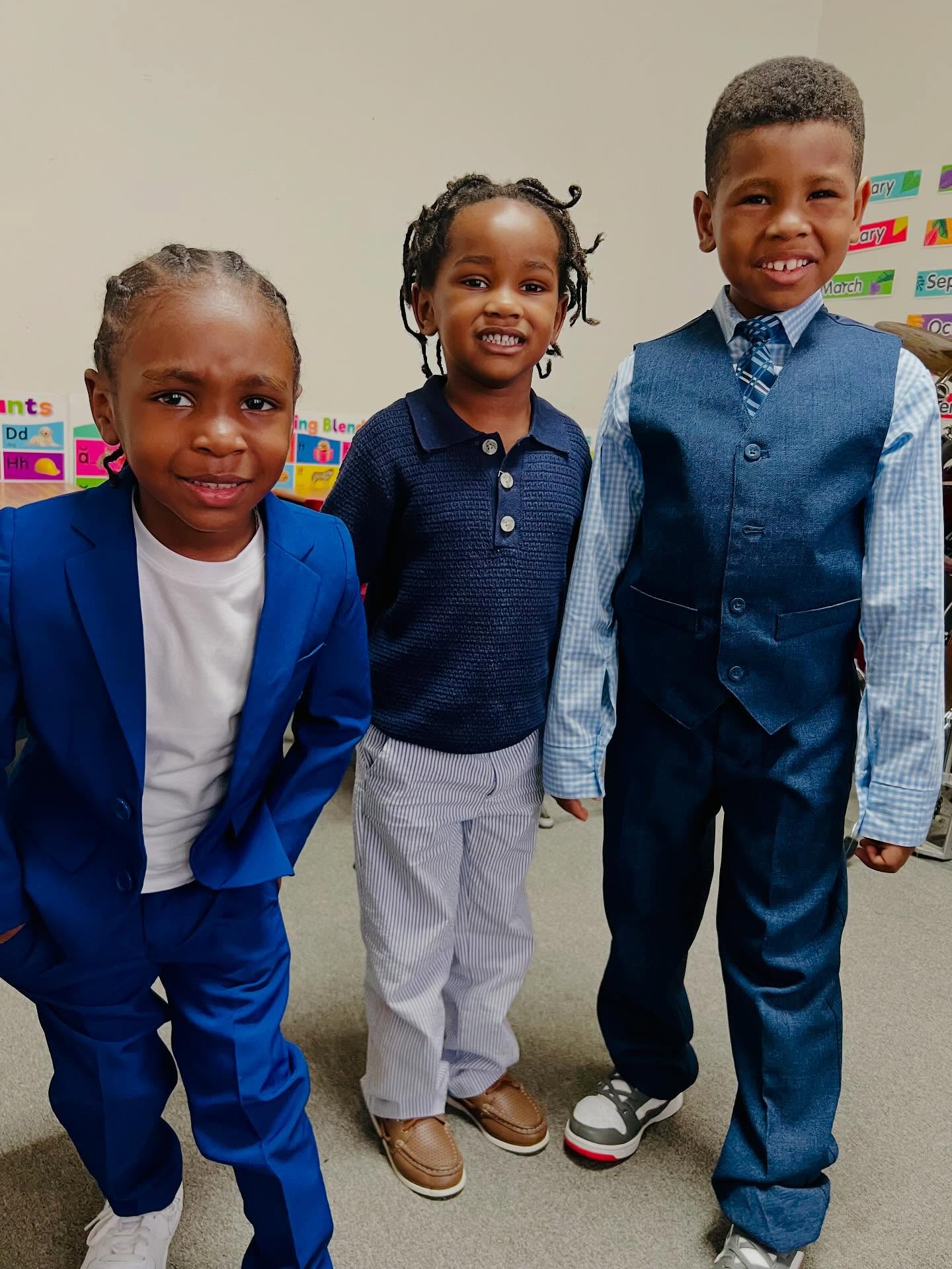They're ready for picture day!!😍