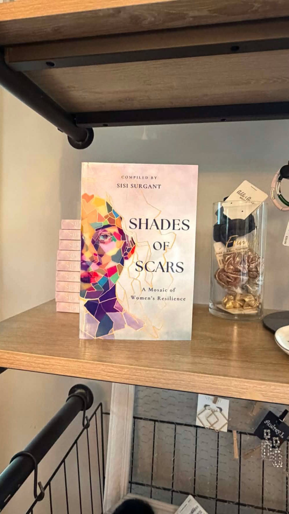 What a lovely evening for an amazing group of women! I’m overwhelmed with gratitude that this is my life. To see the bravery it took for them to tell their stories, their way, is a joy I can hardly explain. Get Shades of Scars now! ♥️ #shadesofacars #newrelease #memoir #anthology
