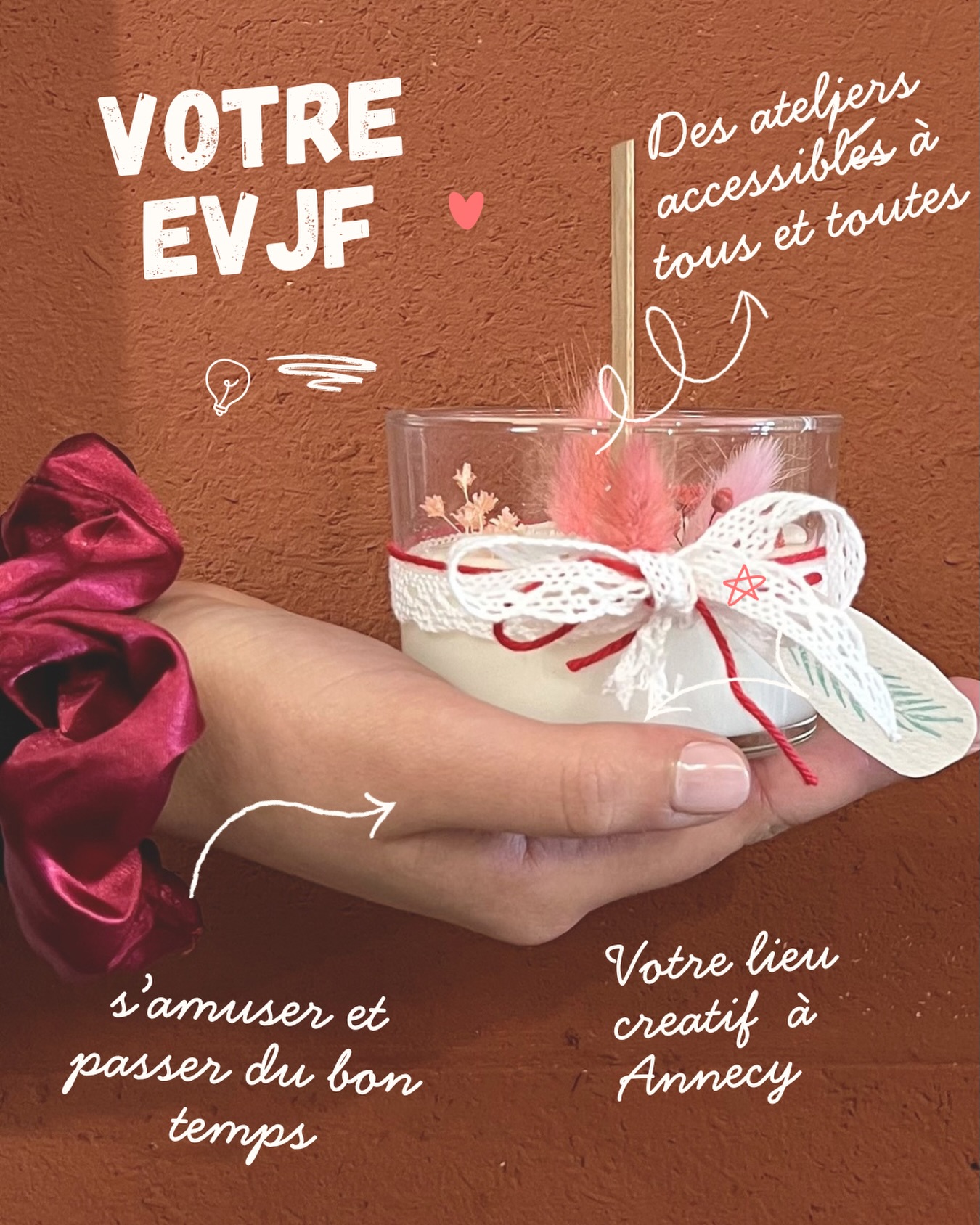 🧡Pendant quelques jours avec ma moitié nous avons relooké l’atelier, histoire de donner au lieu une autre atmosphère.
Je suis ravie de ce choix de couleur pour ce mur qui sublimera à merveille vos créations.
Photo d’une création faite samedi lors d’un Evjf.
Le groupe d’amies était totalement coordonné à l’ambiance de l’atelier.
Je ne pouvez pas imaginer mieux pour inaugurer cette nouvelle ambiance.🤍
Vous souhaitez vous rassembler dans un lieu doux et inspirant pour vos événements ?
😉Contactez moi!
#annecytourisme #annecy#ateliercreatif#evjfannecy #anniversaireannecy