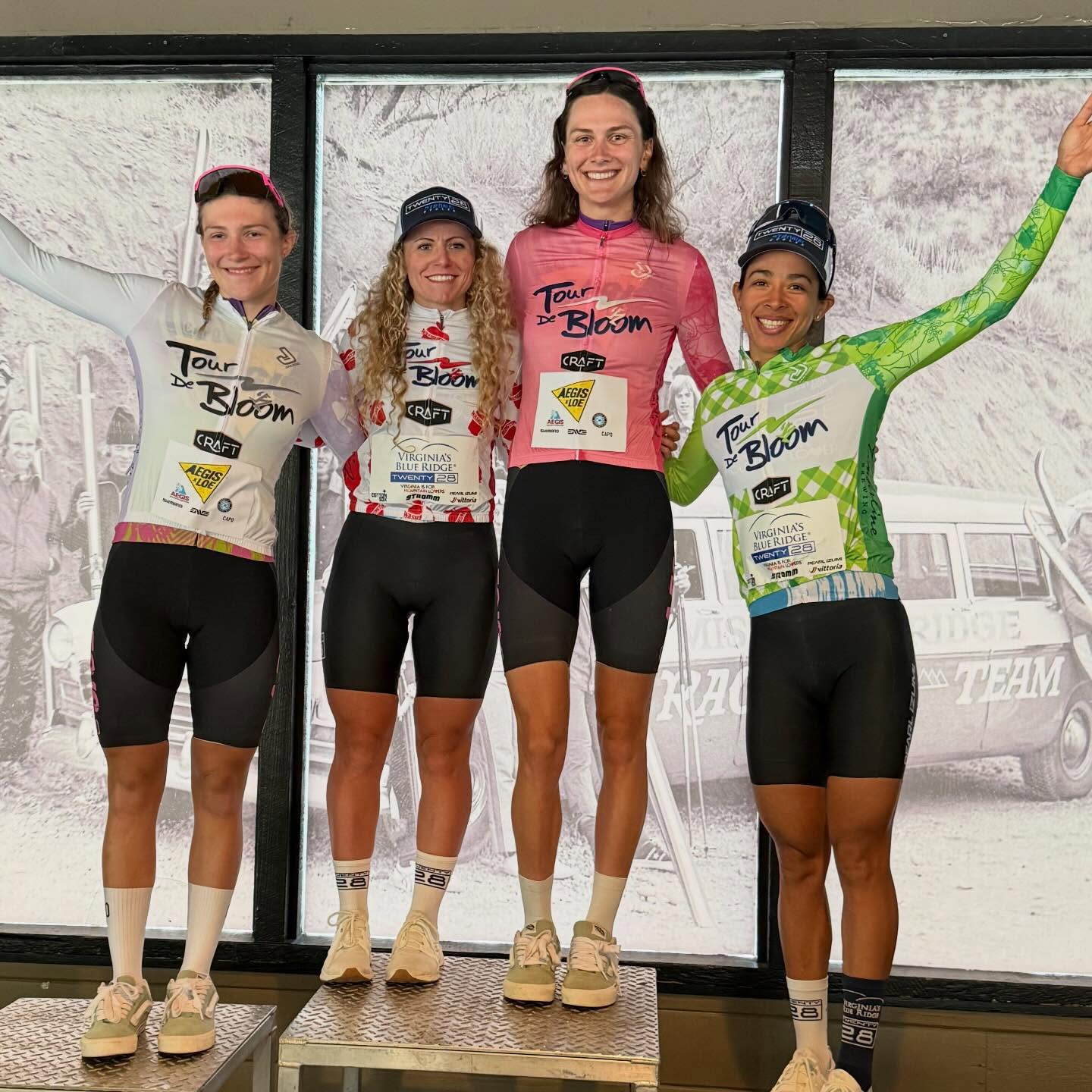 Your elite women’s jersey winners from the 2026 Tour de Bloom.
🌸 Grace Arlandson - @aegisnextstepracing
🍀 Marlies Mejia Garcia - @twenty28procycling
🍎 Anna Hicks - @twenty28procycling
❄️ Kylee Hanel - @aegisnextstepracing
Leaders jerseys graciously provided by @jakroo_official