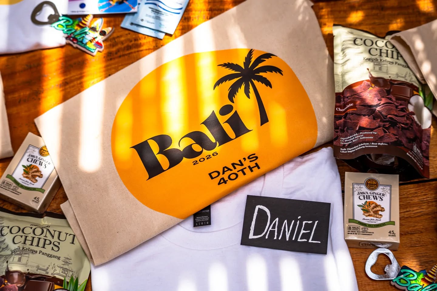 ...you arrive in Bali and this is waiting for you 🌴☀️
Custom welcome bags made for Dan’s 40th birthday celebration, filled with personalized goodies, local Bali snacks, matching tees, and tropical essentials for the ultimate island trip.
#balibirthdayparty #balitrips #baligirlstrip #baliretreats #baligifts