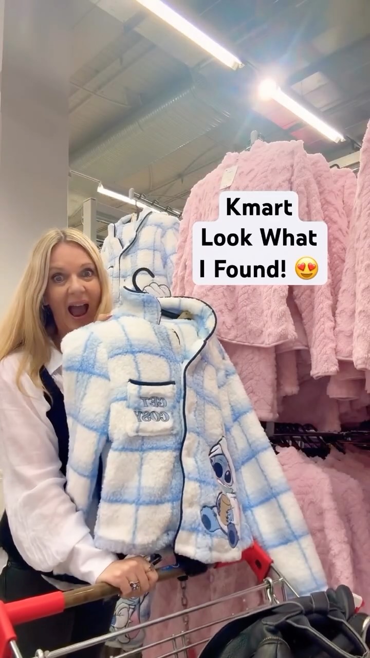 See more on my latest YouTube video - what's new in women's clothing at Kmart including Curve... https://youtu.be/iO5m3x9i6nA
You aināt seen nothing yet šš
Just a midlife woman dancing around in Kmart pyjamas and refusing to take life too seriously š
Honestly⦠comfy PJs, a little music, a laugh at yourself and finding joy in simple things can completely change your mood. Over 50 is not the end of fun girls š
Full Kmart video now up on my channel with SO many new winter fashion finds, try-ons and surprises! xx
#KmartAustralia #Over50Style #WomenOver50 @kmart