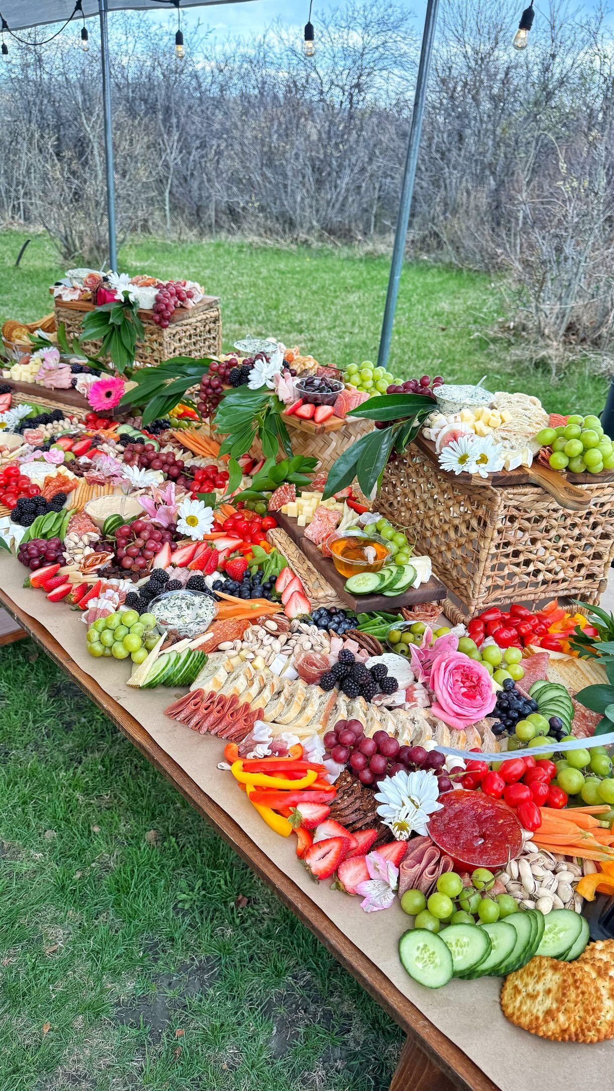 First graze table of the season complete. Rain or shine this table was a go!! What a beautiful venue 😍. If you haven’t heard of @willow_hill_lodge I urge you to look them up for your next event. Just a short but beautiful drive towards the 🏔️’s it’s a peaceful tranquil spot.
Do you need a graze table for your event?! Dm me or send a quick email. I’d be so happy to create something special for you🖤.
#charcuterie #grazetable #yycevents #okotoks #yyccharcuterie