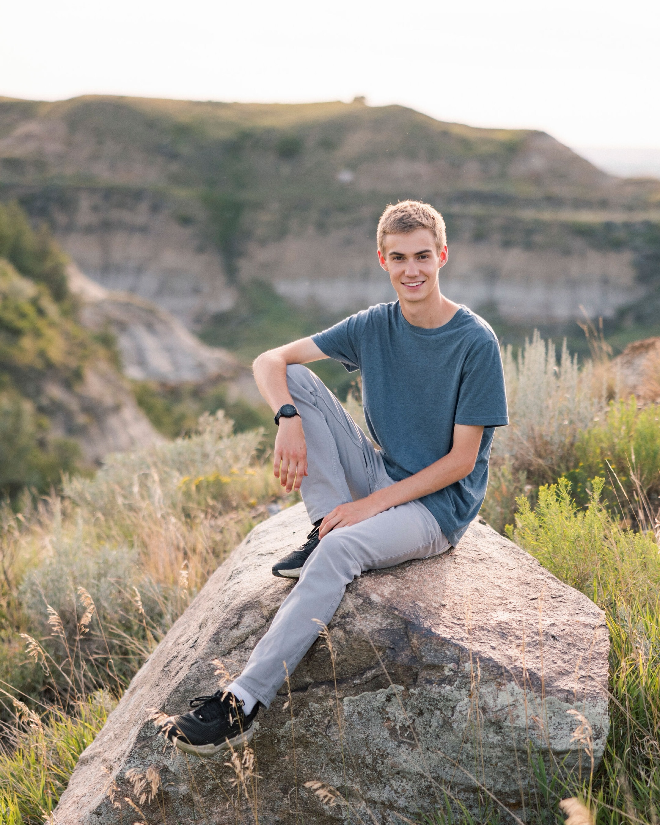 It’s a big week ahead for the Senior graduates! 🎓 Excited to share this year’s Class of 2026 with you all!
✨Featuring✨ Benjamin Crosby - Williston Trinity Christian School💜