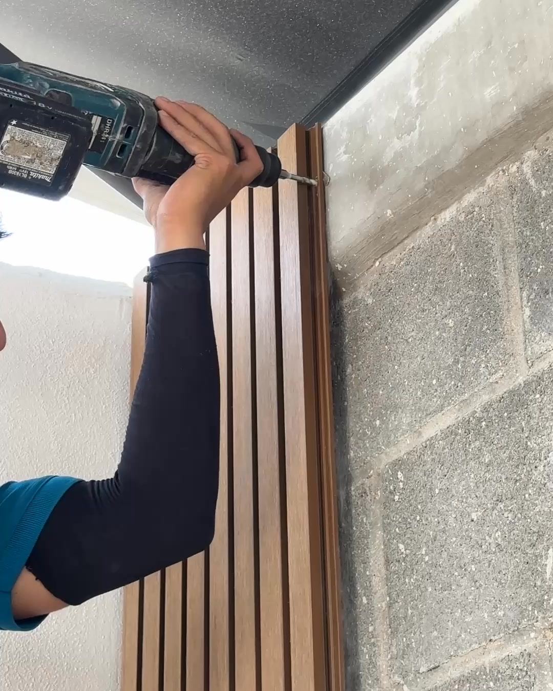 Sabemos que cada proyecto es único y elegir los materiales correctos hace toda la diferencia.
Contáctanos por WhatsApp al 442 592 6041 para recibir asesoría y ayudarte a armar una cotización a tu medida.
#CasaDecoracion #Interiorismo #instalaciones #lambrin #MuroVerde