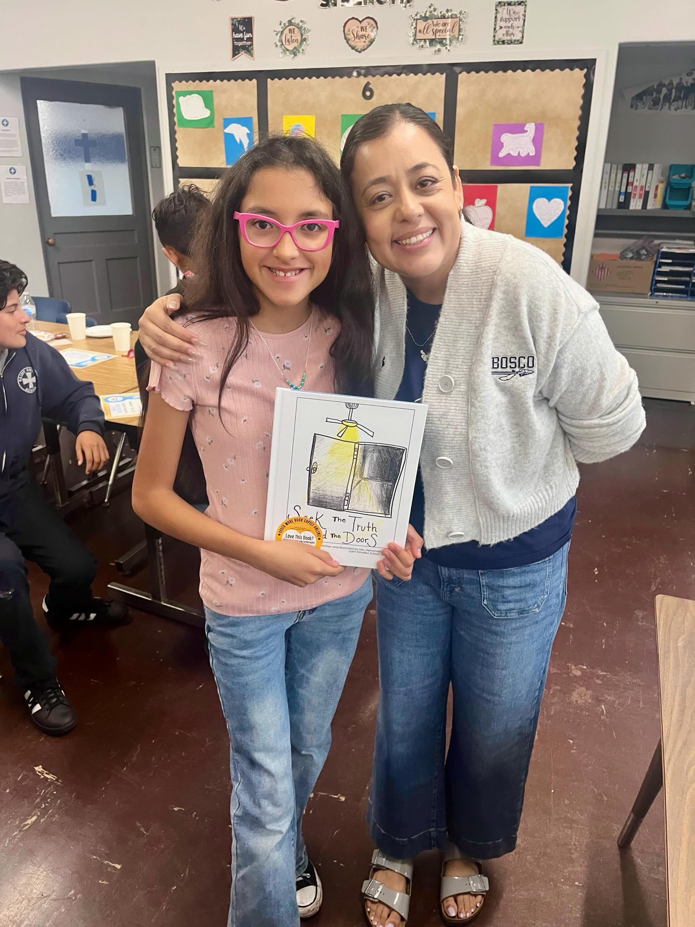 7th Grade Book Publishing Party! ๐๐๐ Our jaguars are published authors! ๐ค๐โ๐ผ
#stemydiuscatholicschool #jaguarstrong #bookpublishingparty #publishedauthors #seventhgrade