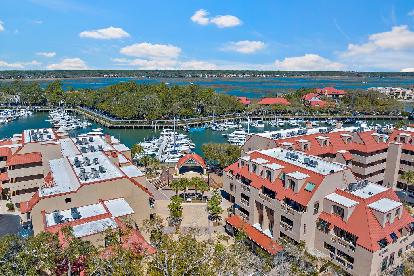 🌅 Some places just know how to slow life down… and 7164 Harbourside is one of them. 🌴⛵️
Wake up to breathtaking marina views, spend your afternoons exploring beautiful Hilton Head Island beaches 🏖️, and unwind each evening with waterfront sunsets that hit a little different here. ✨
This spacious coastal villa offers the perfect mix of comfort and location with:
🛏️ Spacious bedrooms
🍽️ Fully equipped kitchen
📺 Smart TVs throughout
🍹 Private balcony overlooking Shelter Cove Marina
🚲 Beach access nearby
🏊 Access to the Harbourside pool
🎶 Walkable dining, shopping & live entertainment
Whether you're planning a family vacation, couples getaway, golf trip, or relaxing beach escape, 7164 Harbourside puts you in the heart of everything that makes Hilton Head unforgettable. 🌊🐬☀️
📍Stay near the marina, beaches, restaurants, golf courses, and all the best island activities.
Book your Hilton Head vacation today at Trident Villa Rentals
💙
#HiltonHeadIsland #HiltonHeadVacation #VacationRental #BeachVacation #SouthCarolina #ShelterCove #FamilyVacation #LuxuryVacationRental #IslandLife #Travel #BeachGetaway #CoastalLiving #VacationMode #HiltonHeadSC #TridentVillaRentals #BoatLife #SunsetViews #FamilyTravel #BeachHouse #VacationGoals #LBZdigitalmedia