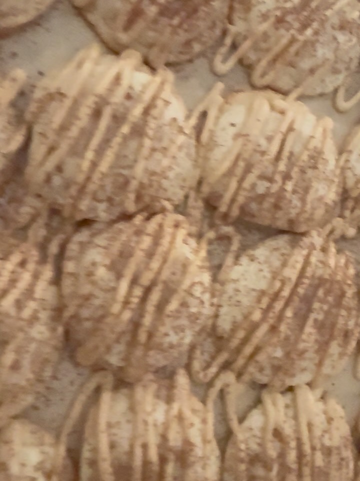 ✨ INTRODUCING OUR MONTHLY GOURMET COOKIE ✨
Every month, Val’s Baked Goods will be creating a new gourmet cookie flavour for a limited time only 🍪💙
This month’s feature:
🤎 Tiramisu Cookies 🤎
A soft rum cookie topped with espresso mascarpone icing and finished with cocoa powder ☕✨
We’d also love to hear from YOU 👀
Send us flavours you’d like to see featured in future monthly drops!
Get them while supplies last 💙
📩 Orders & suggestions:
valsbakedgoodkitchen@gmail.com
#ValsBakedGoods #MonthlyCookie #GourmetCookies #TiramisuCookies #cookielovers