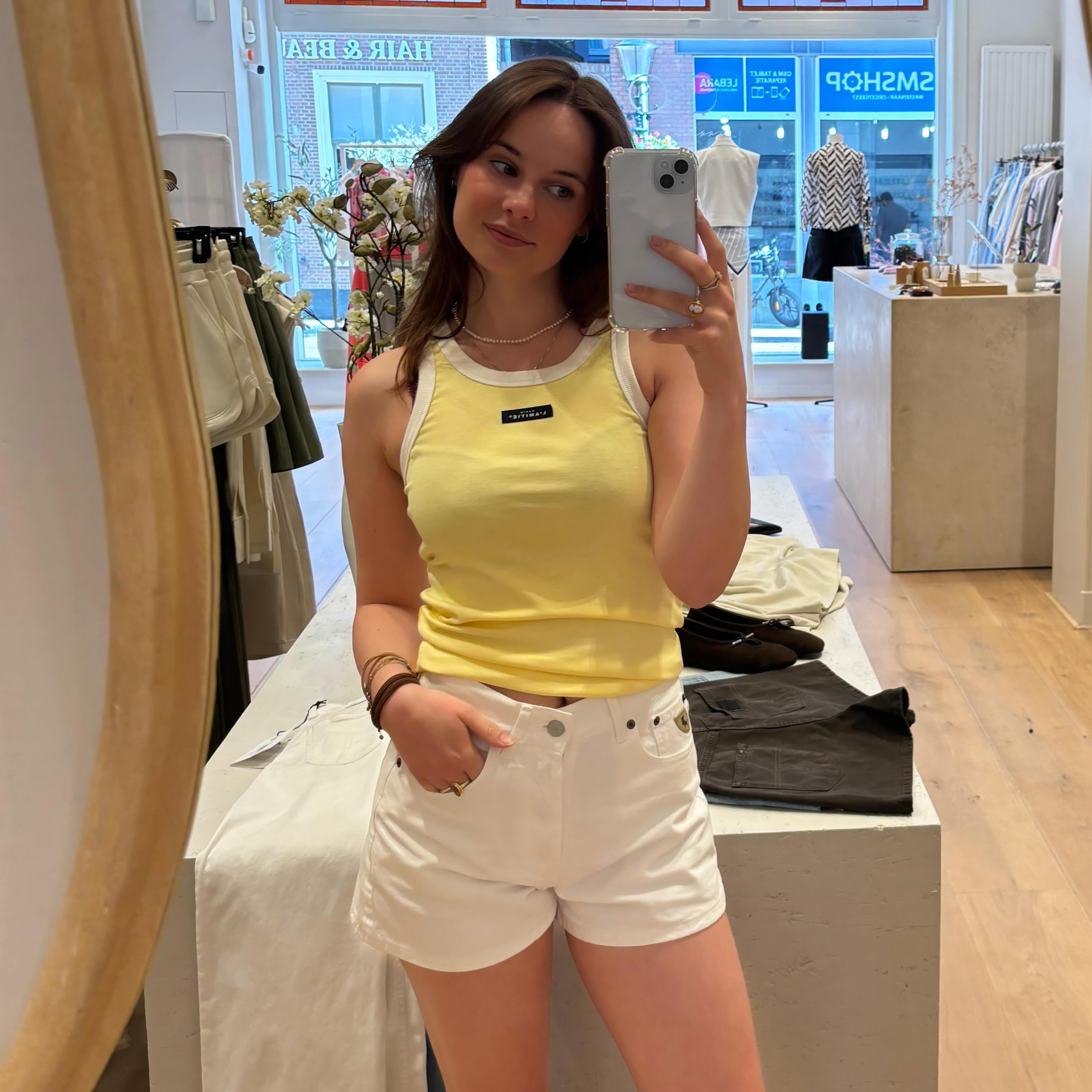Ready for Summer☀️
- top @haute_lamitie_official
- short @loisjeansofficial
#shopthelook #ootd #hautelamitié #loisjeans #woodwassenaar