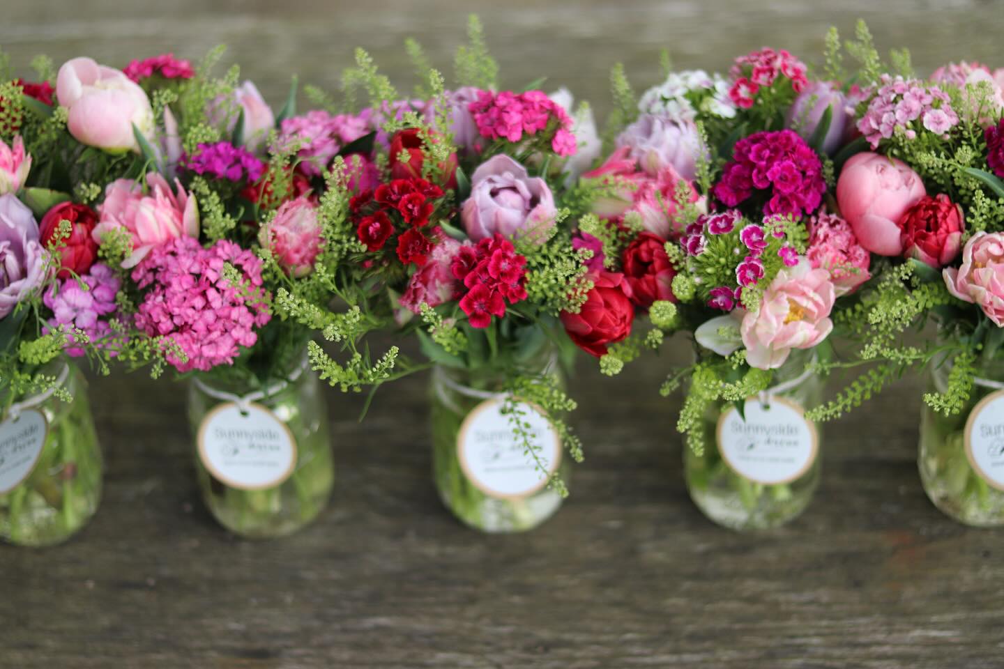 Beautiful. What a simple word with so much meaning. The pint size arrangements are full of the very last of the fancy tulips, the sweetly scented dianthus and of course I had to tuck a peony in each. The color palette is super dreamy. Beautiful. Sadly, the extra large bouquets are sold out for this week, but I just restocked the store with these beauties. Link in bio.