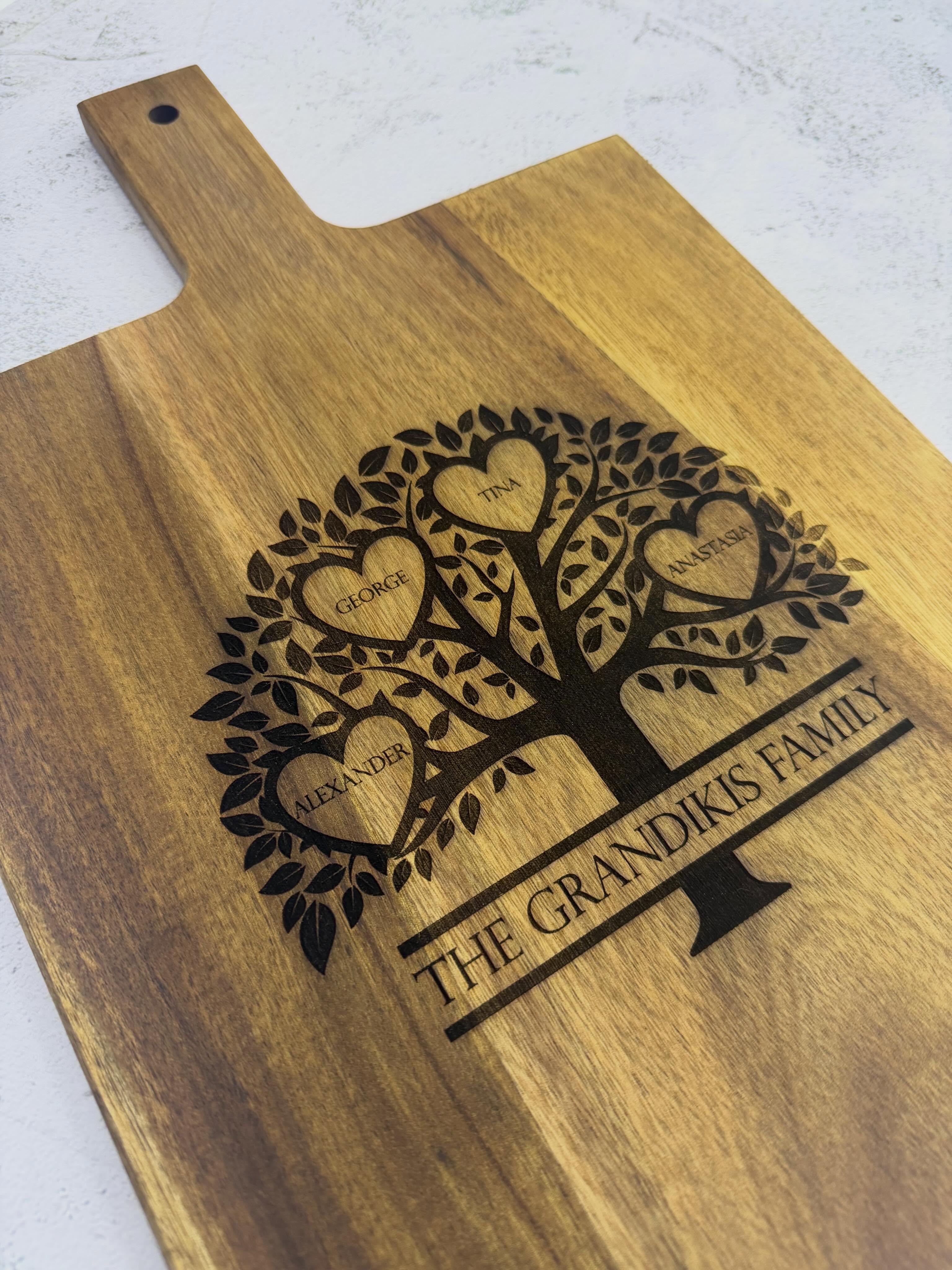 More than just a cheeseboard ✨
A personalised piece filled with the names, memories and love that make a family.
Thoughtfully engraved and made to be displayed, gifted and used for years to come 🤍
#DebsDesignLab #PersonalisedCheeseboard #FamilyTreeBoard #CustomGiftIdeas #familykeepsake
