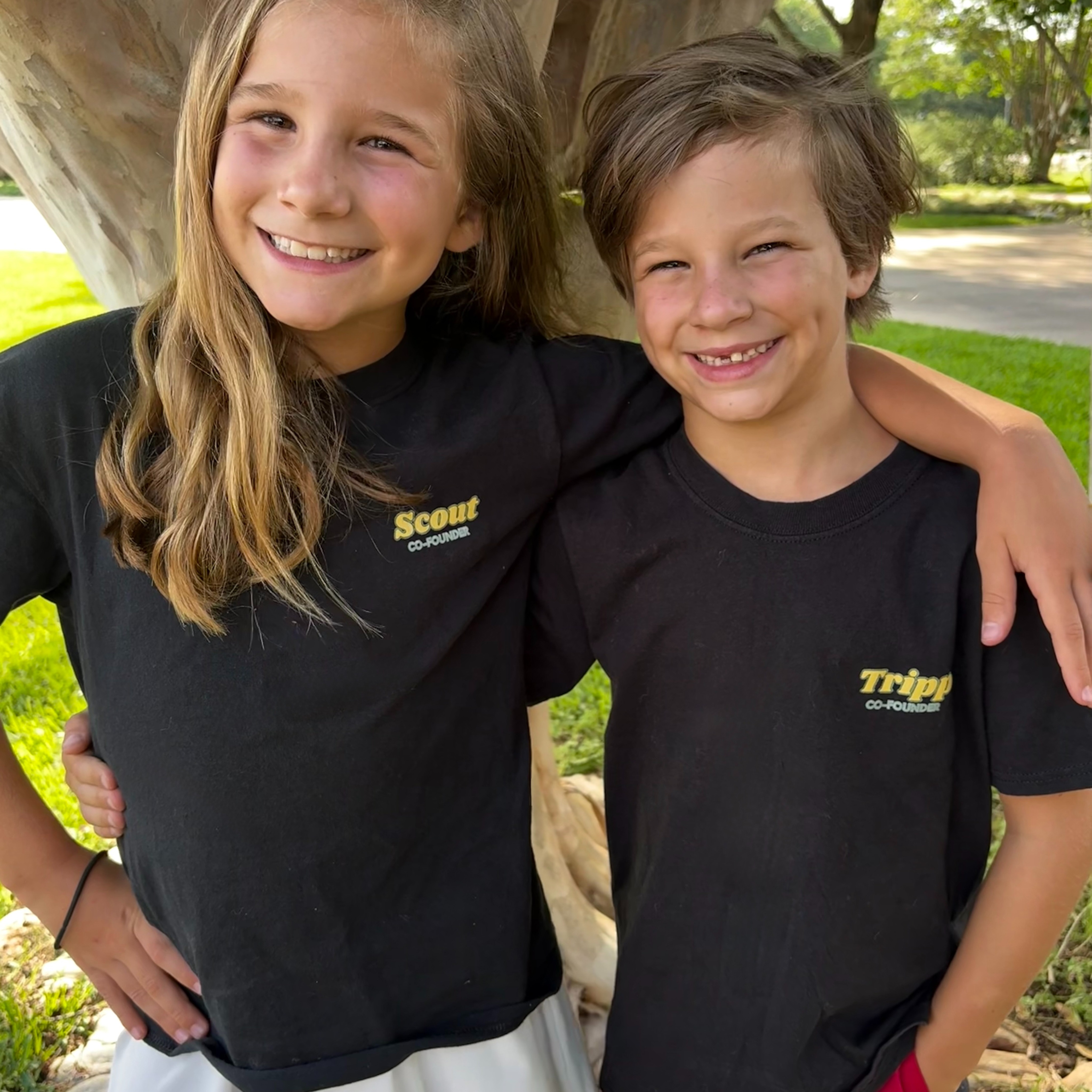 For the past year and a half, a hardworking Austin sibling duo, Scout (9) and Tripp (7), have been faithfully serving their neighborhood through their small business, Bin Buddies. Each week, they make sure their neighbors’ trash bins are taken out to the road and returned the following day after pickup. It's a simple task that has become a meaningful way to connect with the people around them.
Bin Buddies was started, not just to earn money, but because Scout and Tripp wanted to lead with a servant’s heart and be a blessing to others in a unique way. Through consistency, kindness, and a willingness to help, they’ve built strong relationships throughout the neighborhood and hope to continue growing their business and reaching even more neighbors. With every bin they roll and every smile they share, Scout and Tripp are proving that even small acts of service can make a big difference.
Their business slogan says it best: “Big grins and returned bins, guaranteed!”
#atxgoodnews #smallactsofkindness