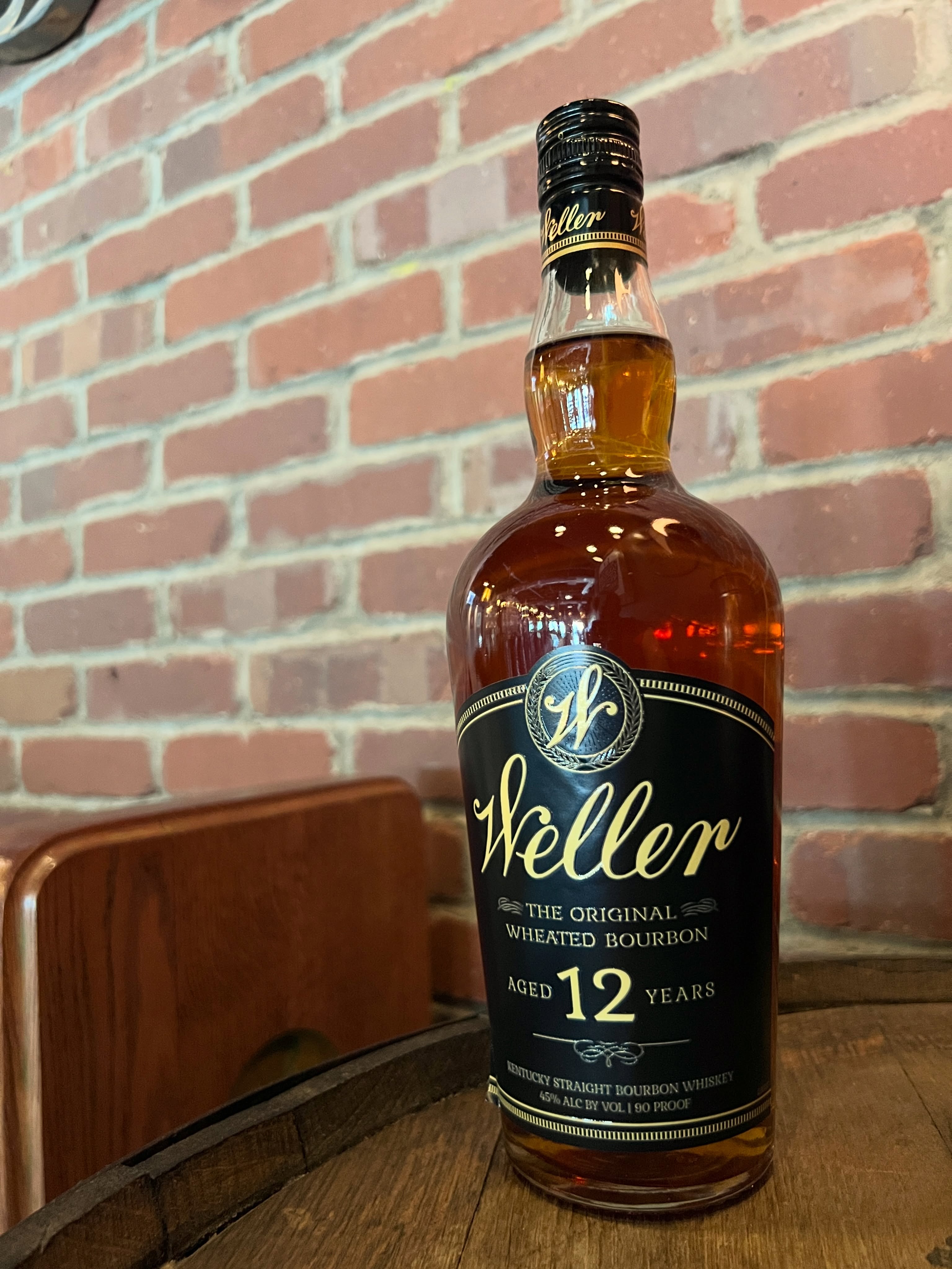 Whiskey Wednesday!!
Stop in after 4 for a $5 oz of one of our favorites from our friends at @buffalotracedistillery - available until the bottle is empty!