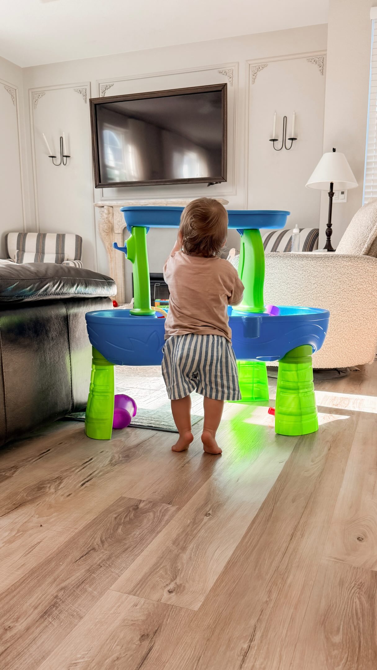 “You let him do water play INSIDE?” girl it’s 100 degrees, we’re fighting for survival over here 😂
#funnymoms #relatablemom #toddlermoms #newmomessentials #motherhoodlife