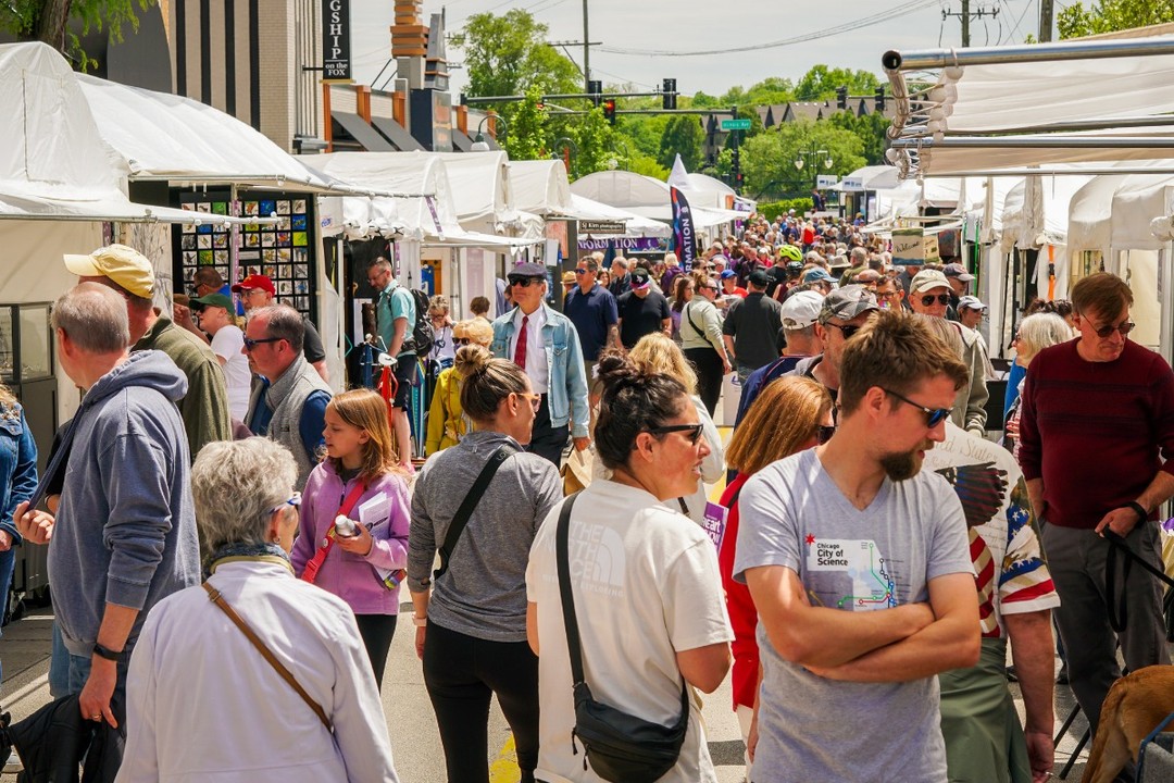 This year’s Fine Art Show is packed full of fun all Memorial Day Weekend! 🎨
Before you head to the show on, make sure to read our latest blog featuring 5 elements you won’t want to miss at the 28th Annual St. Charles Fine Art Show.
Click the link in our bio to get started! 🔗
🗓️: 2026 St. Charles Fine Art Show - May 23rd & May 24th