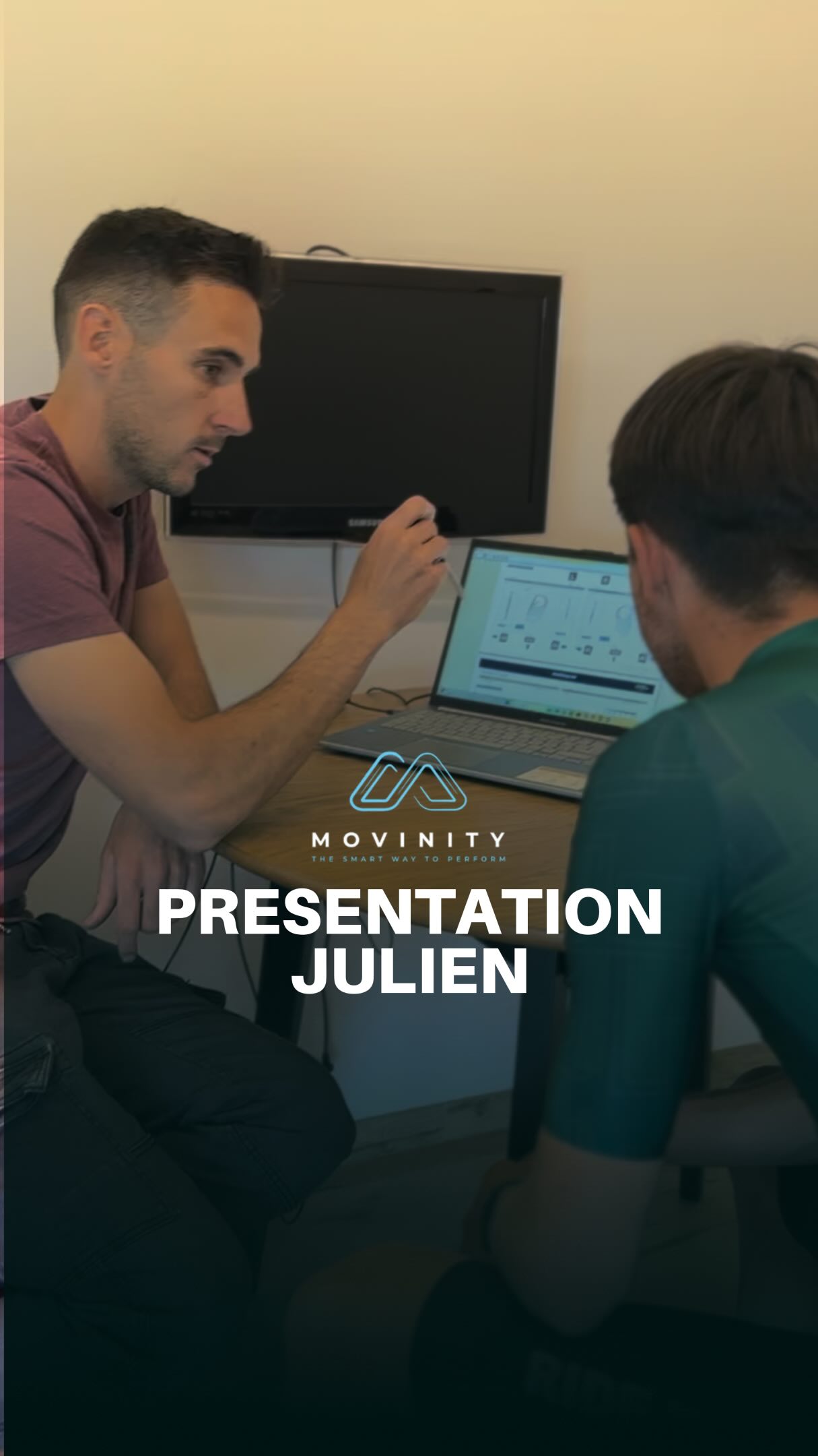Hello, moi c’est Julien, co-fondateur de Movinity
Cycliste et compétiteur depuis mon plus jeune âge, j’ai tout naturellement transformé ma passion en métier. En 2020, avec Damien, nous avons créé Movinity : un centre dédié à l’accompagnement et à la performance sportive, avec une spécialisation forte en cyclisme.
Au sein du centre, je t’accompagne à travers les différents services que nous proposons : analyse posturale, plans d’entraînement personnalisés, tests à l’effort… mais aussi sur l’aspect technique, notamment en VTT.
Mon objectif : t’aider à progresser, prendre du plaisir dans ta pratique et exploiter pleinement ton potentiel.
Hâte de te rencontrer pour échanger et te partager mon expérience 😊