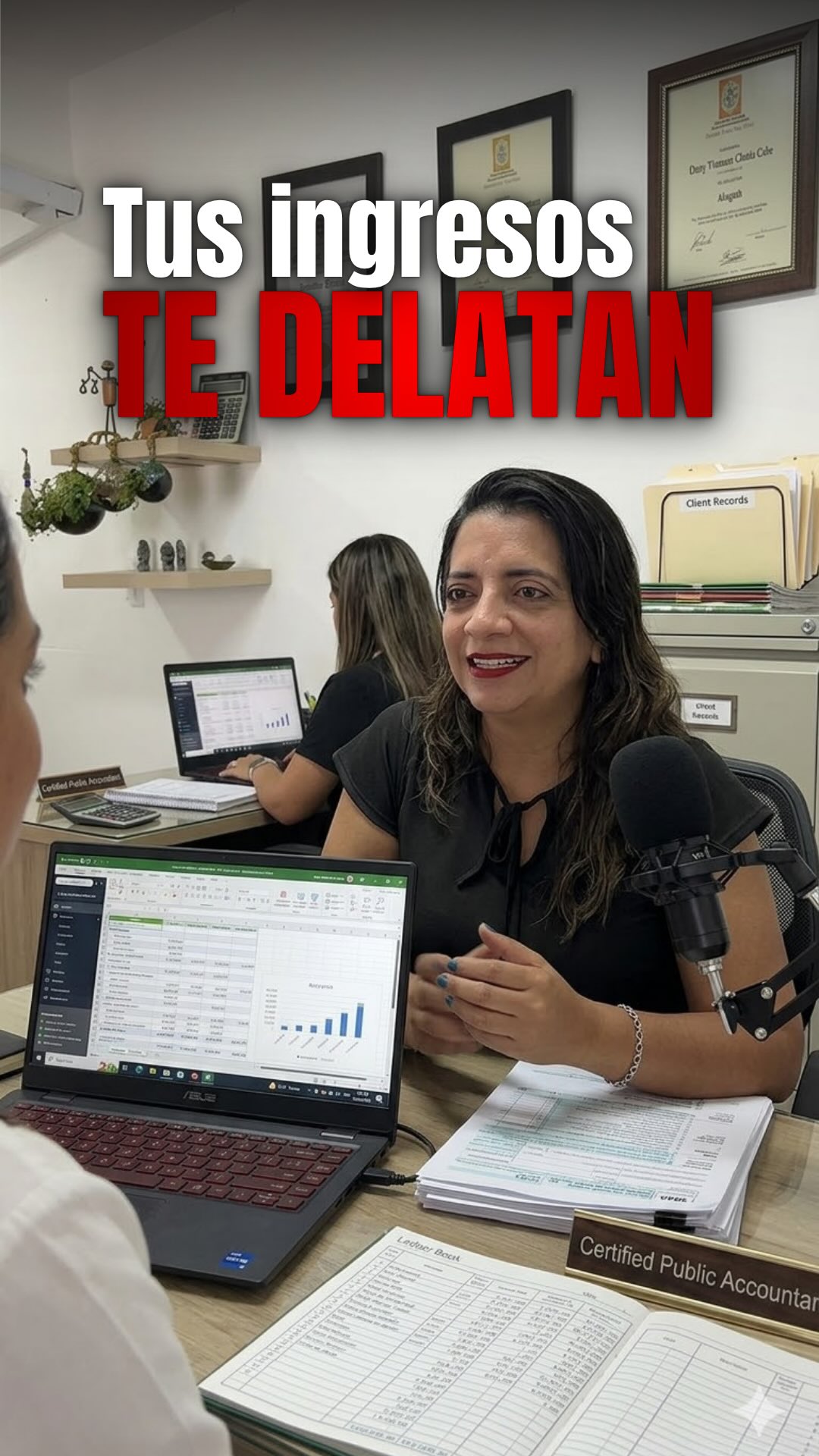 Si eres médico, odontólogo, veterinario, abogado, arquitecto, ingeniero, enfermero, contador o cualquier profesional independiente… este mensaje es para ti. 🚨
Muchos profesionales hoy están generando ingresos, creciendo y trabajando duro…
pero al mismo tiempo viven con dudas que nadie les explicó:
❌ ¿Estoy pagando correctamente mi seguridad social?
❌ ¿La UGPP podría revisarme?
❌ ¿Estoy cotizando sobre el valor correcto?
❌ ¿Qué pasa si mis ingresos no coinciden con mis aportes?
❌ ¿Cómo puedo crecer sin miedo a los impuestos?
❌ Estoy declarando correctamente
Y la realidad es esta:
la mayoría no está haciendo las cosas mal por mala fe…
simplemente nadie les enseñó cómo funciona realmente el mundo tributario y la seguridad social para independientes.
Por eso estamos preparando un GRAN evento gratuito en la ciudad de Cali. 🔥
Un espacio pensado para independientes que quieren dejar de improvisar con sus ingresos, entender cómo proteger lo que construyen y empezar a tomar decisiones con claridad y tranquilidad financiera.
Porque ganar dinero no debería convertirse en miedo.
Debería convertirse en estabilidad, crecimiento y paz mental.
✨ Si quieres ser parte de este evento y recibir toda la información, comenta “CALI” y únete a la comunidad.
(asegúrate de seguirme o sino no podré enviarte msj)
📩 Luego revisa tus mensajes directos — te llegará toda la información del evento.
#cali #impuestos #valledelcaucacolombia #independente #impuestoscolombia