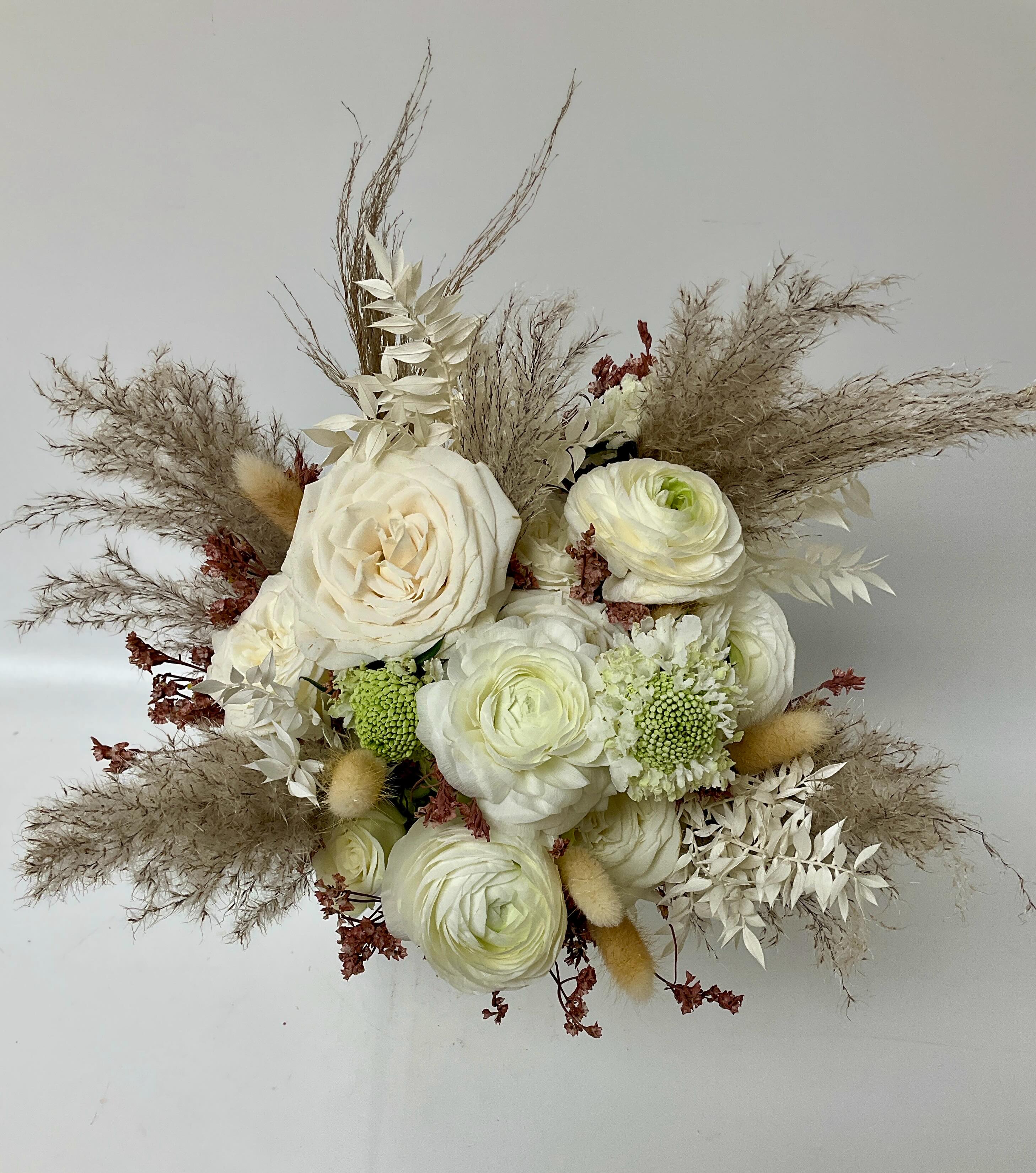Proof that your bouquet can live way beyond the wedding day 🤍
This 3-piece set turned out beautifully.
#texaspressedflowers #weddinginspo #austinbride #pressedbouquet #floralpreservation