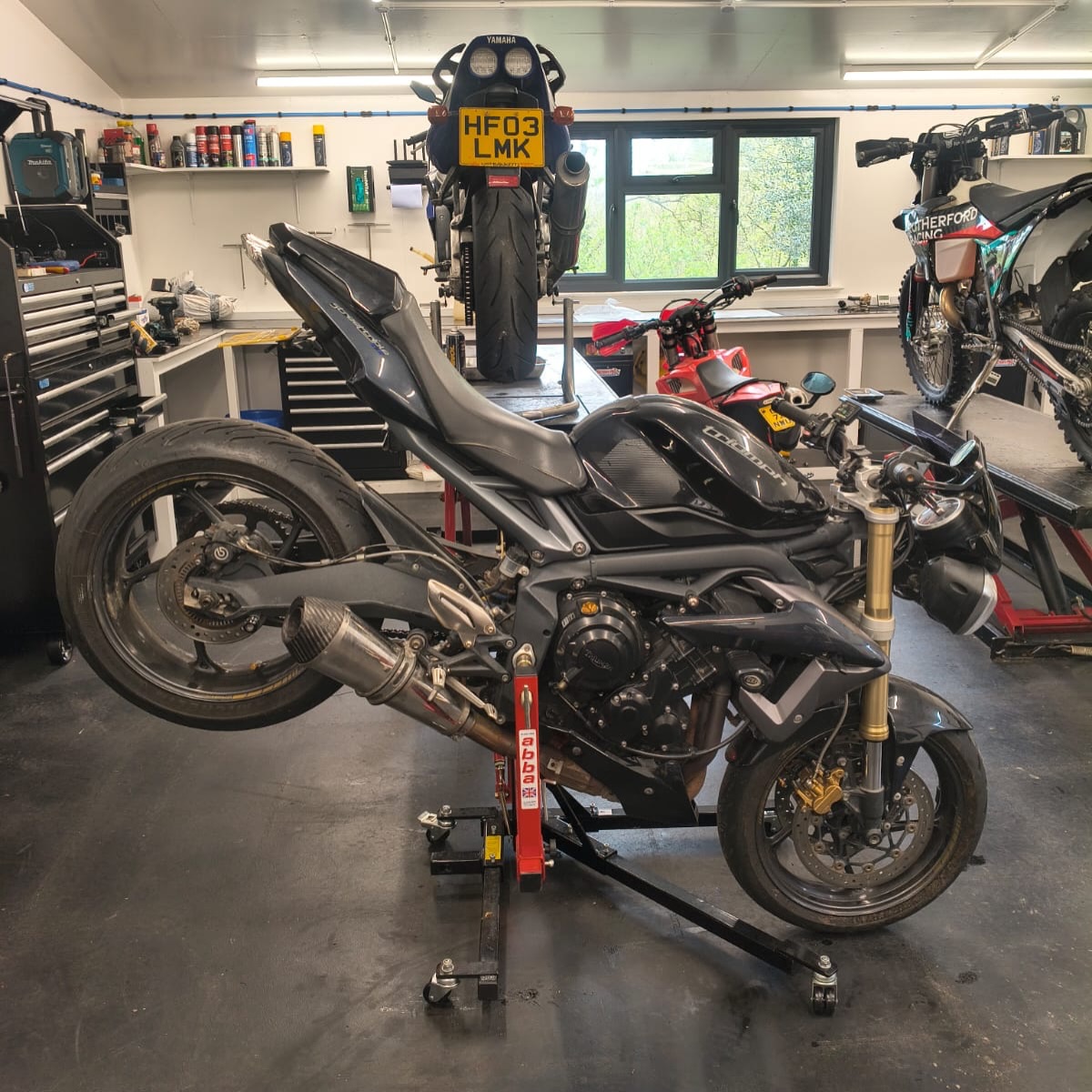 Busy few weeks here in the workshop. Everything from sports bikes (our personal favourite) to dirt bikes. We cover all aspects of maintenance and mechanical work. With a few spaces in the workshop free do drop us a message for any work you require.
-
#workshop #motorcyclemechanic #frant #kent #superbike