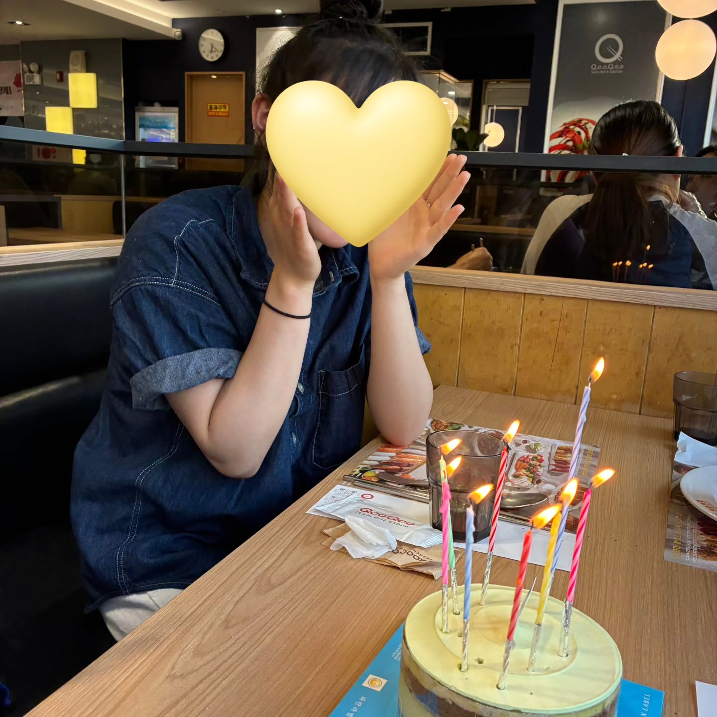 We came together to celebrate the birthday of a sweet girl who adores knitting and cooking. Our His Pearls Korea team was absolutely delighted to see her looking so bright and beautiful. Please keep her in your thoughts and prayers 🙏 ❤️