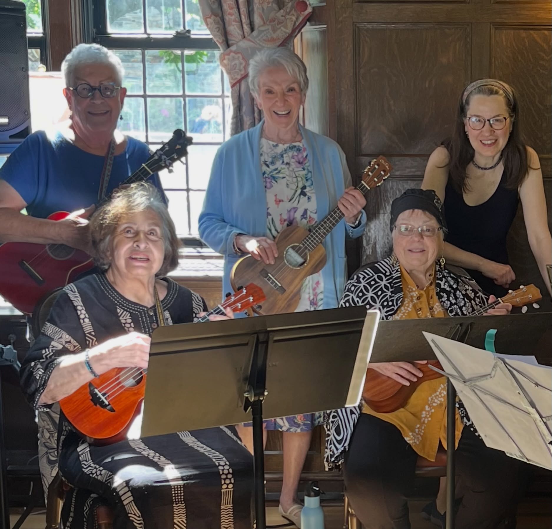 Some of the members of The Winchester Gardens Ukulele Society, taught by our instructor, Mary, in performance! This twice monthly, music-loving class is designed to keep residents of this senior living community young in mind and heart 🎶
#intunemaplewood #musicschool #maplewoodvillagenj #southorangevillage #winchestergardens