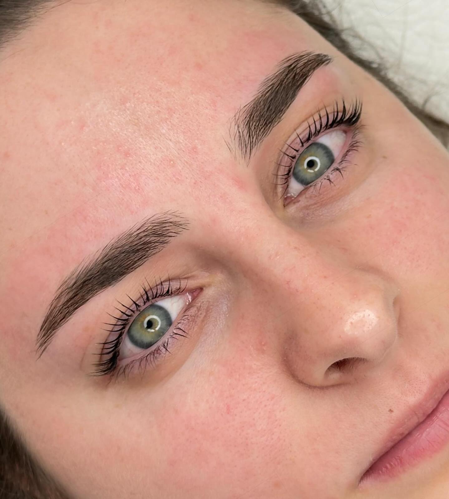 We love our yumi lash lift as it helps to open the eyes, enhances your natural lashes, and makes your eye colour pop ✨
Yumi lash lift by Bianca