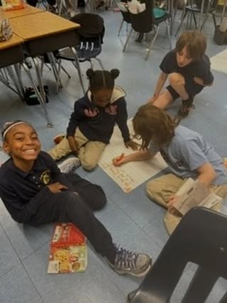 📕 Every year, Ms. Kraus’ third graders end the year with a novel study of the book Front Desk by Kelly Yang. It’s the first in a six book series and the students usually love this book and then continue reading the series on their own. Ms. Kraus tapped the Stanton Community Partners Mini Grant to get copies of Front Desk for everyone, plus sets of chapter books. 📚
📚 Thank you, Ms. Kraus, for this “Reading Refresh” for our Stanton readers! 📖
