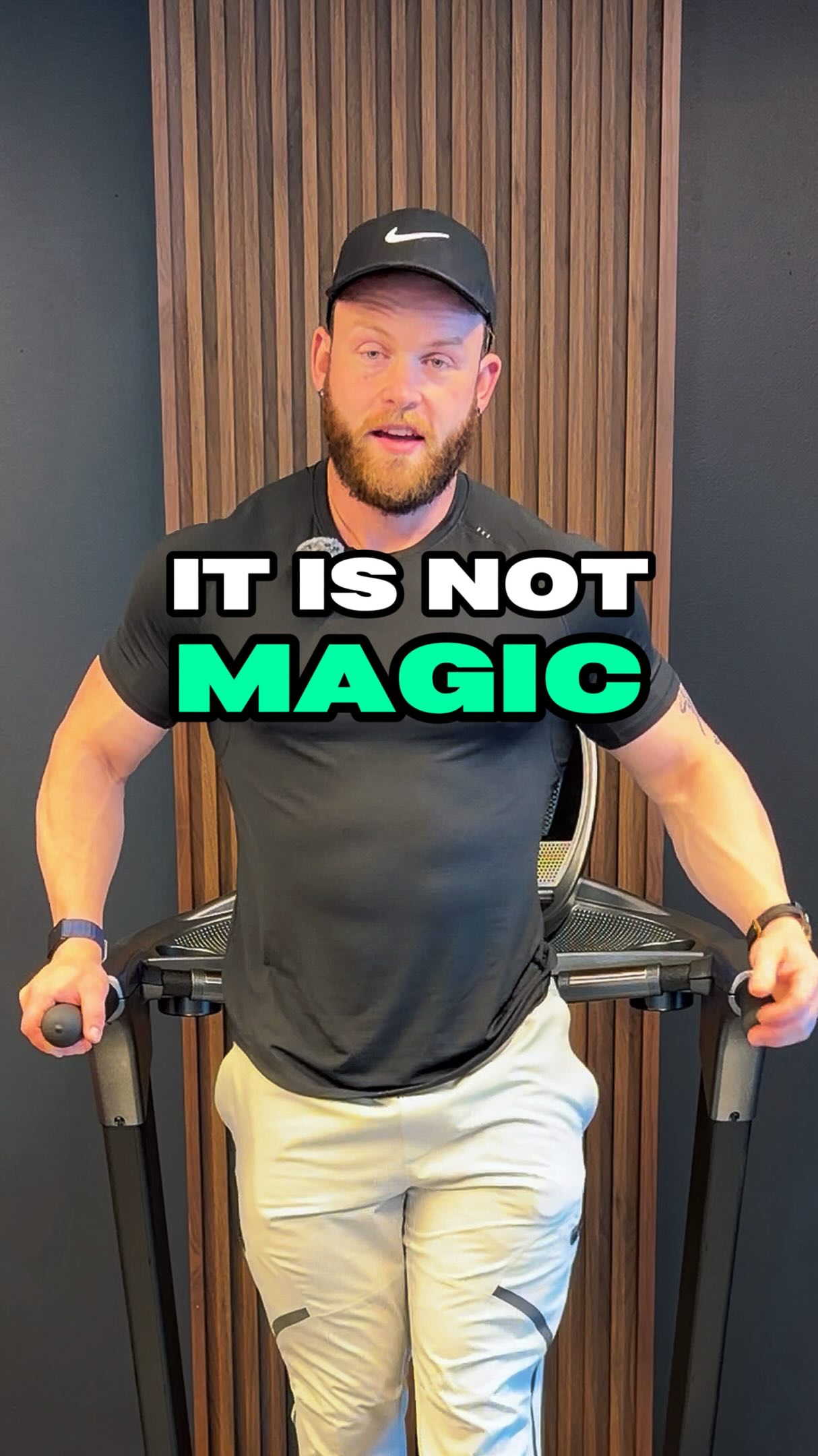 The more magical sounding the claim, the less likely it’s true.
If you have knee pain with simple activities such as walking forwards, the idea of walking backwards fixing everything sounds amazing!
❌ But it’s not true.
Same with the idea that all you need to do is lift your toes off the ground a bunch of times.
Sounds easy!
Very approachable!
❌ Not true.
The reason these exercises have gotten so popular online is because:
1️⃣They’re easy.
2️⃣They can be done by anyone.
3️⃣They often will help your knee start to feel better.
But since they’re so overhyped online, people think that to fully fix their knee, they just need to keep progressing and getting better at these movements.
❌ You don’t.
✅ In order to actually fix your knee pain and get back to a normal to high level of performance, you need to build real strength and develop proper movement patterns.
Because it’s likely that poor movement patterns were what caused the problem in the first place.
If your knee rehab is feeling stuck, book in for a FREE discovery visit with our team to determine exactly why your knee pain isn’t going away and what needs to be done to get you back to your best!
