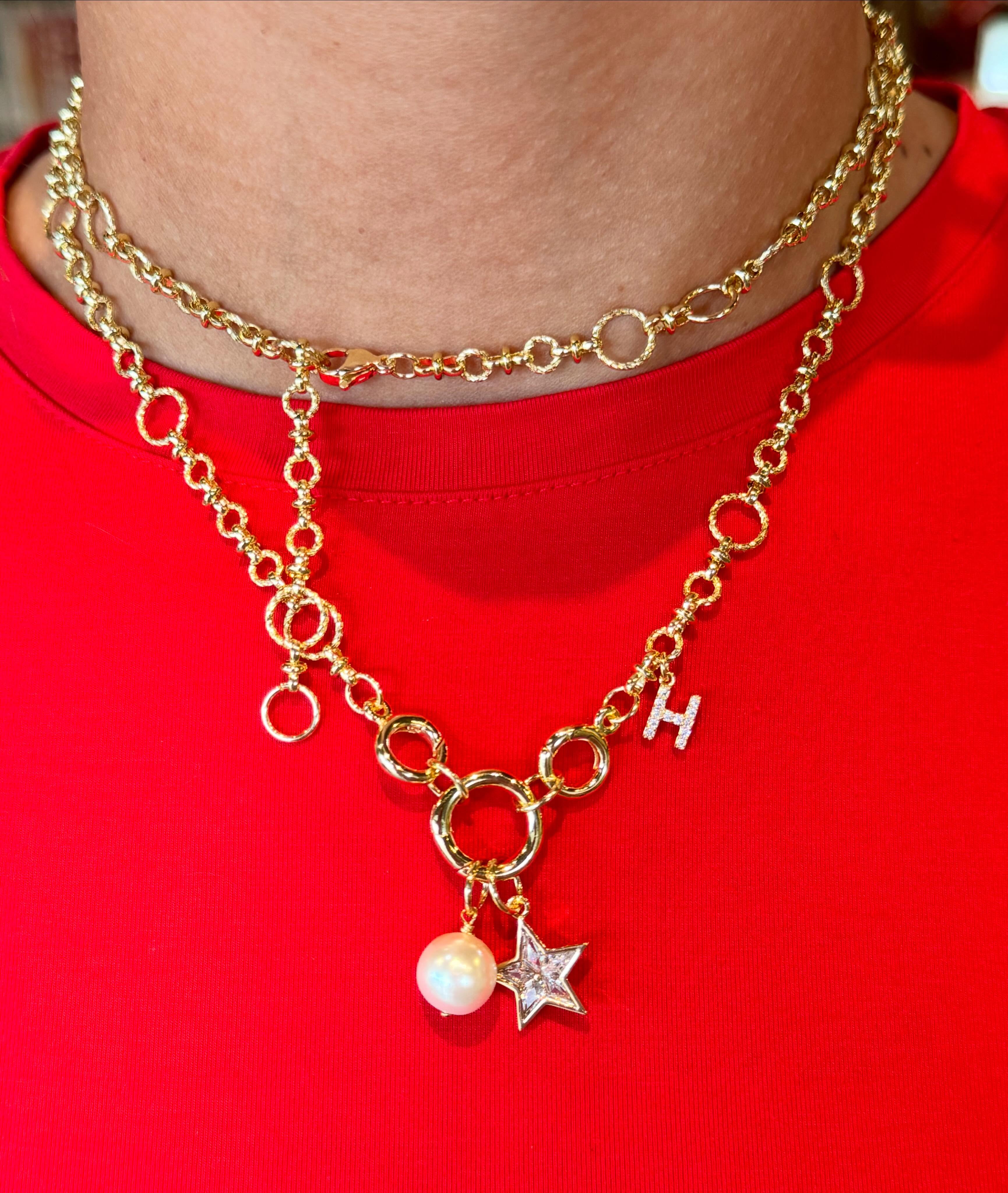 the perfect statement piece for summer β€οΈπΉπ« #beadlounge #smallbusinesslove #jewelry #necklace #gold