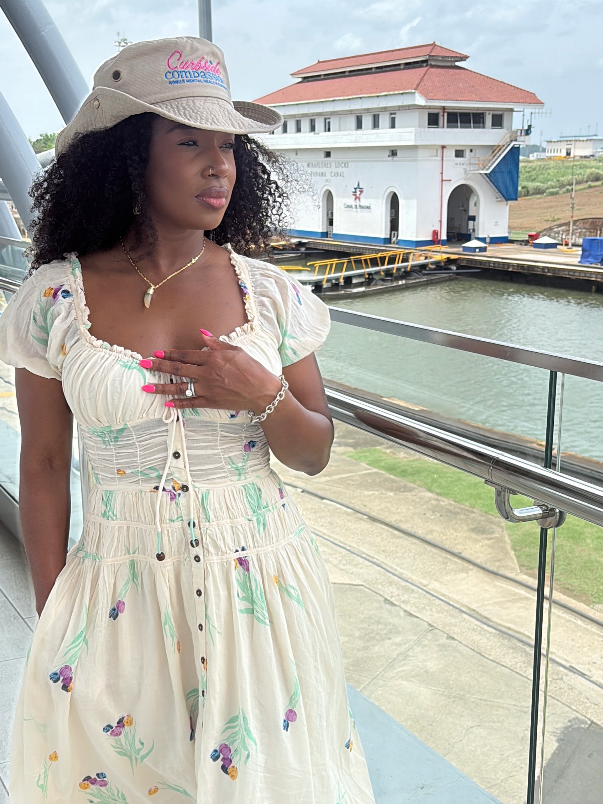 Took Curbside Compassion to the Panamá Canal! 🚢🇵🇦 #CurbsideCompassion #YoSoyEllaOrg #BrandYourCraft #Panama
