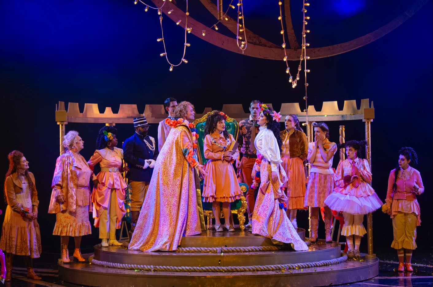 The tour continues and a week already since opening this amazing production. Missing this exceptionally talented team full increadible talented technicians, builders, artists and singers that made this opera shine as bright as its starry name. Thank you for all involved in making operatic magic and bringing this piece to life with care and love.
L’Étoile
@operazuid
Composer: Emmanuel Chabrier
Librettists: Eudène Leterrier &Albert Vanloo
Conductor: @_nicolaskruger
Director: @matthew.eberhardt
Designer: @mansouri_designs
Lighting Design: @dannyvavreckalighting
Dramaturg: @joephupperetz
Costume Supervisor: @leovandenboorn
Hair &Makeup: Pilo Pikes
Assistant conductor: @biancachillemi
Movement Director: @nc.morel
Assistant Director/ Dialect: @jeffdebru
Stage Manager: @lenehanjoseph
Stage Manager: @arlette_schriek
Model Maker: @lucyfowlerdesign
Production Manager: @annadiede
Technical Manager: @sylvainsmeets
Artistic Technical Coordinator: @n_thalie_
Production Photography: @bjornfrins
#setdesigner #costumedesigner #opera #operadesigner #internationaloperadesigner