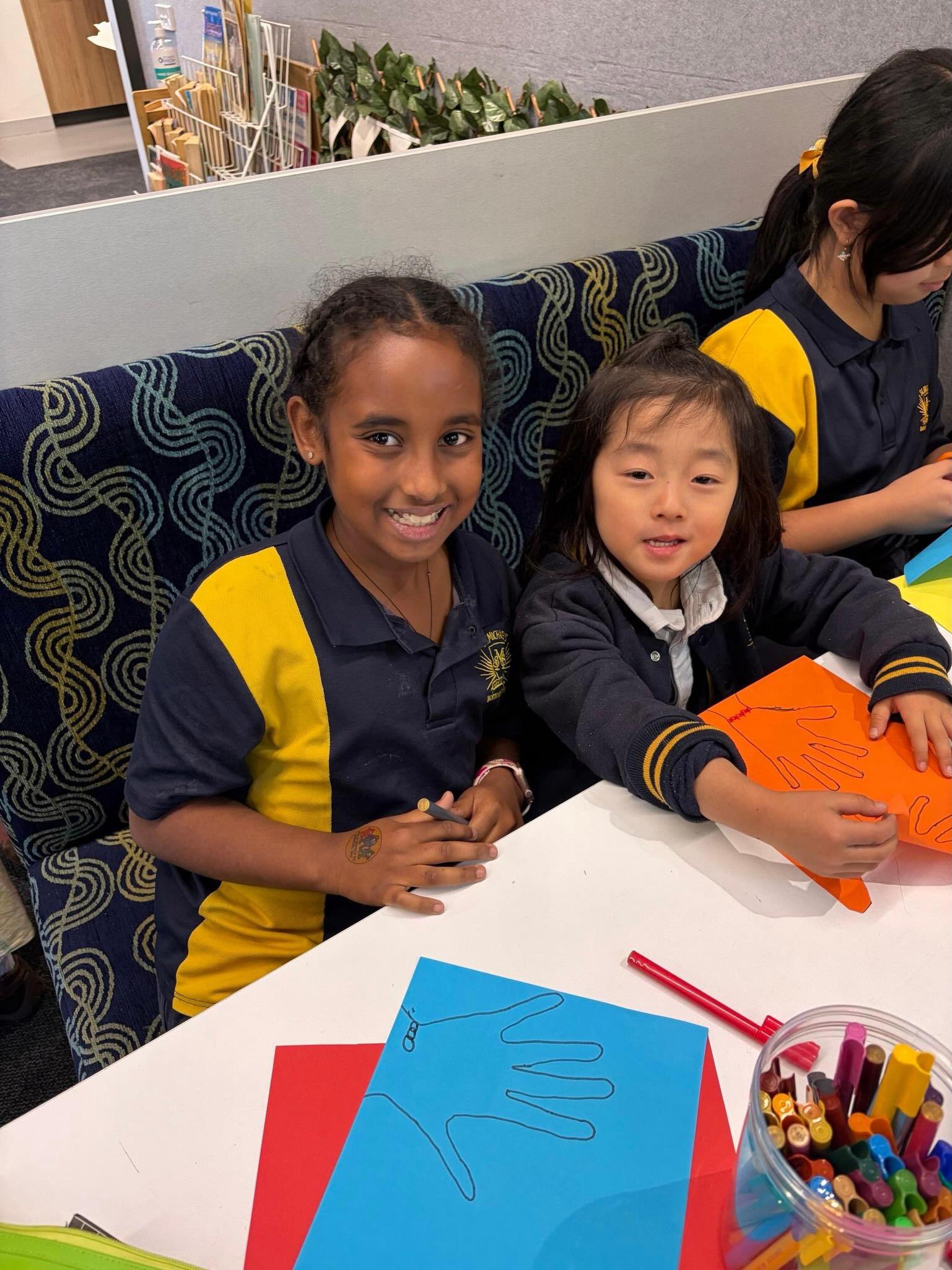 Smiles, laughter and learning together! 😊 Last week, our Year 5 students enjoyed special time with their Prep buddies, building connections and creating beautiful memories together.