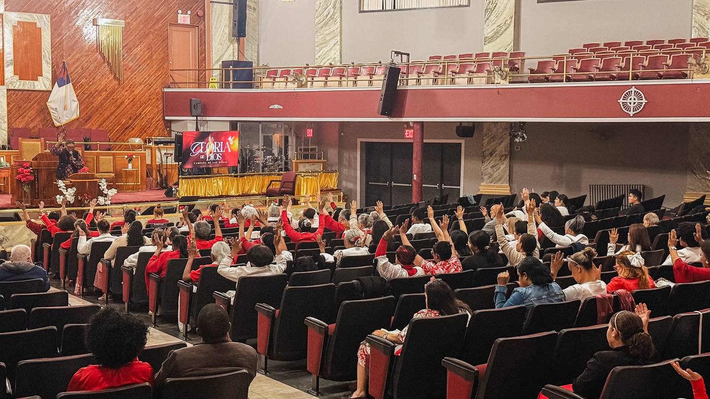 Primer Día de la Campaña de las Damas “La Gloria de Dios” ❤️🔥
📖 Porque todas las cosas vienen de Dios, y existen por él y para él. ¡Gloria para siempre a Dios! Amén. - Romanos 11:36
#WomensCampaign #Icj316